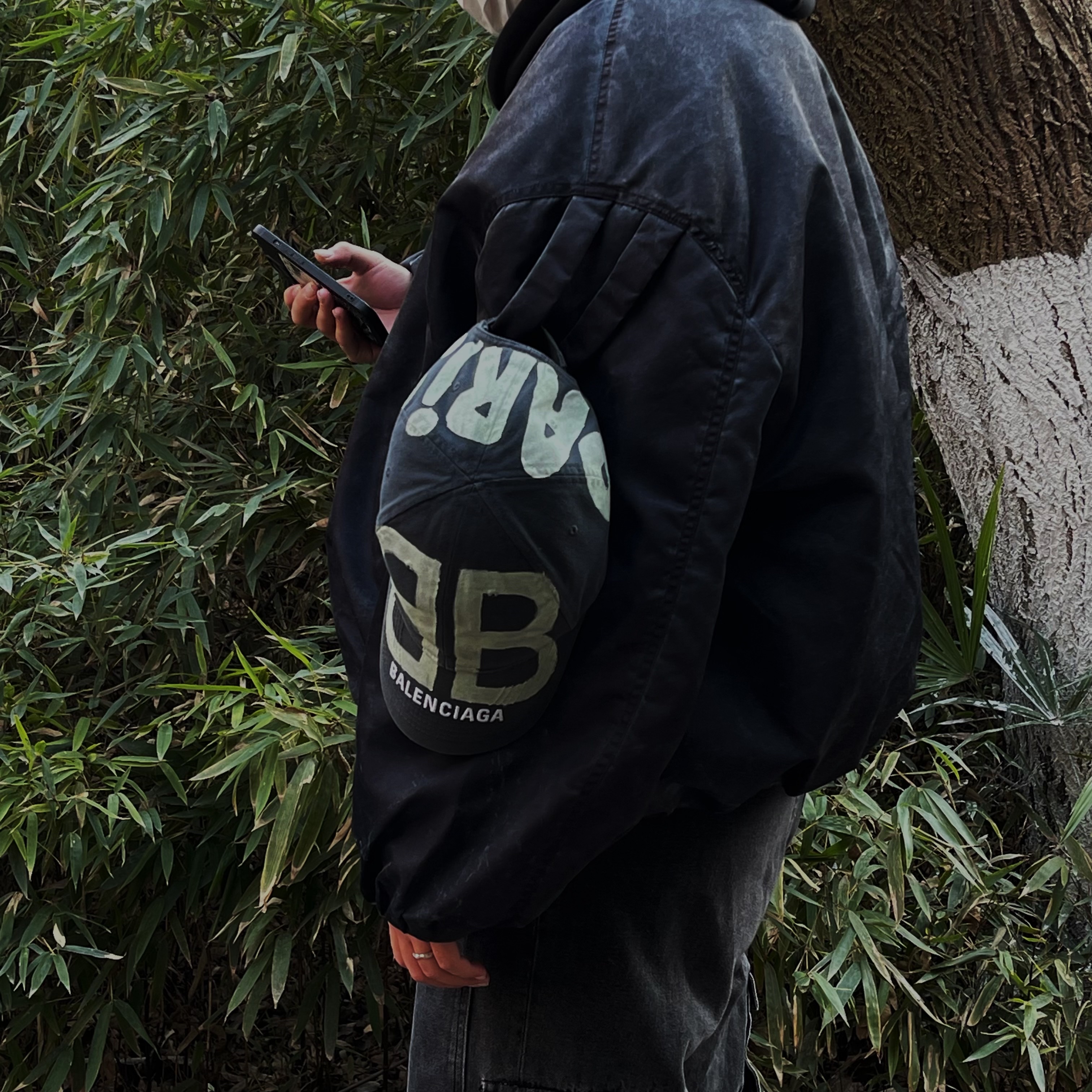 Nonnod x Undermycar Esker Jacket Distressed Midnight 착용 스타일 - 2