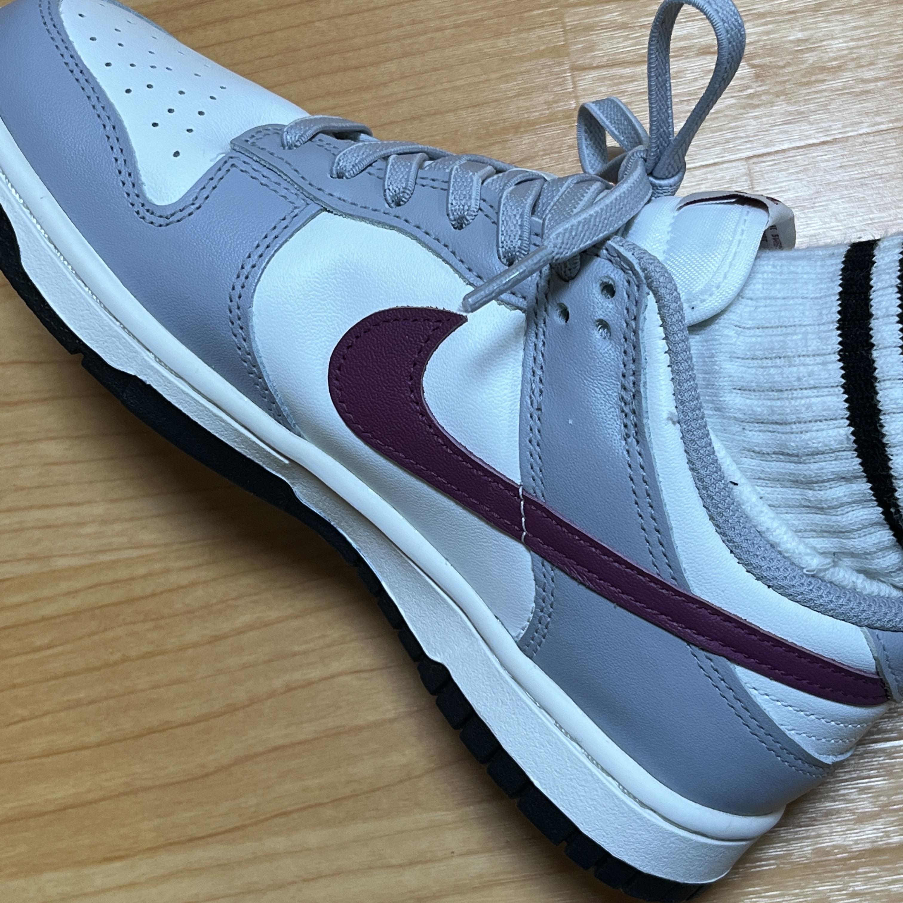 (W) Nike Dunk Low Wolf Grey Rosewood 착용 스타일