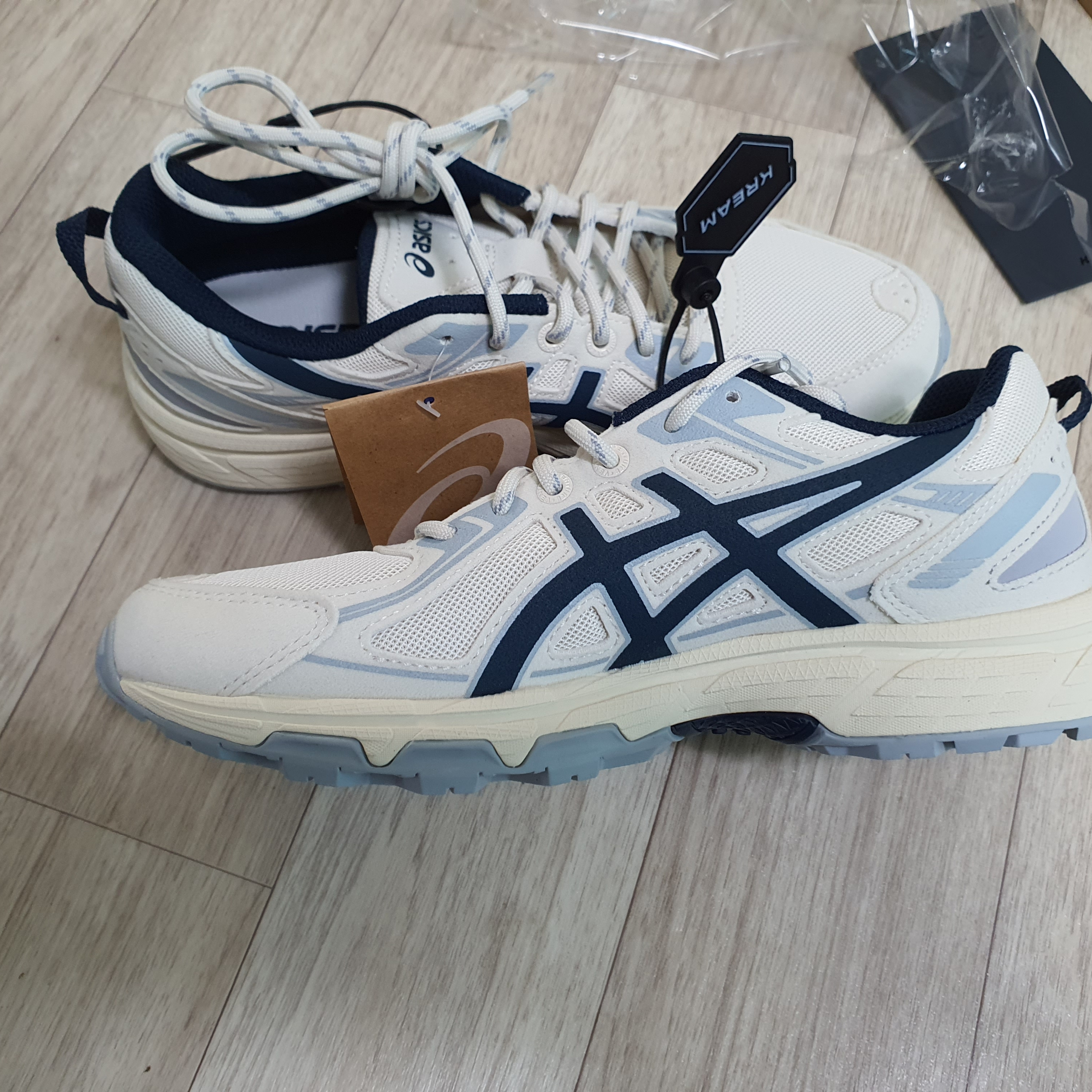 Asics Gel-Venture 6 SPS Birch French Blue 착용 스타일 - 2