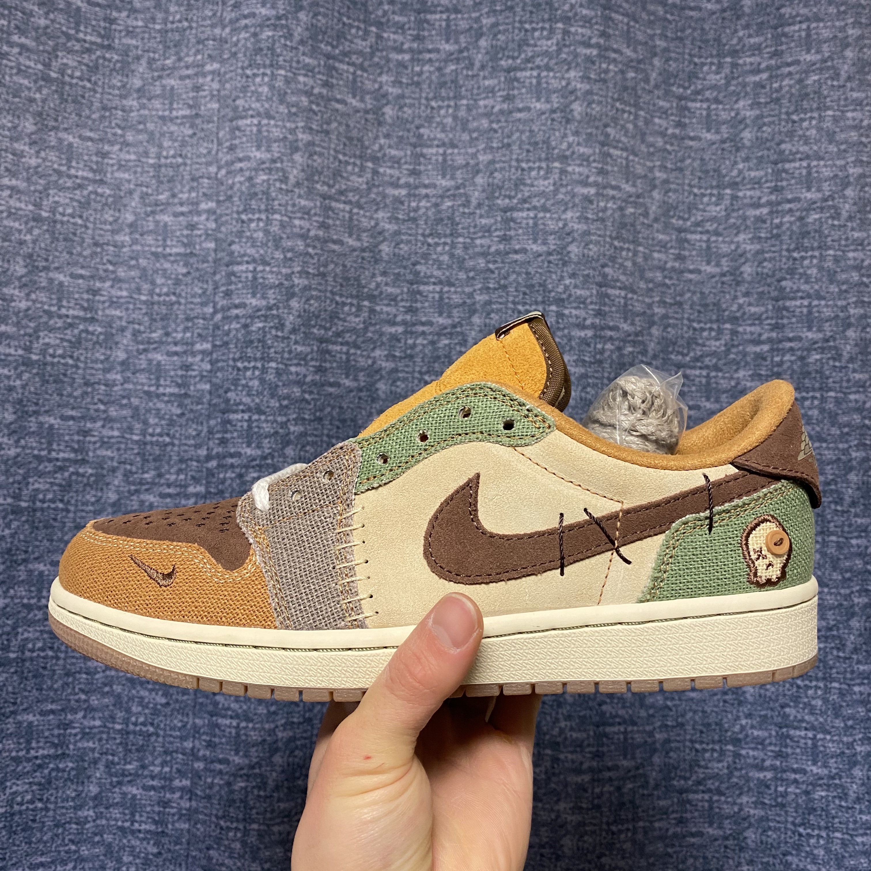 Jordan 1 x Zion Williamson Retro Low OG Flax and Oil Green 착용 스타일 - 2