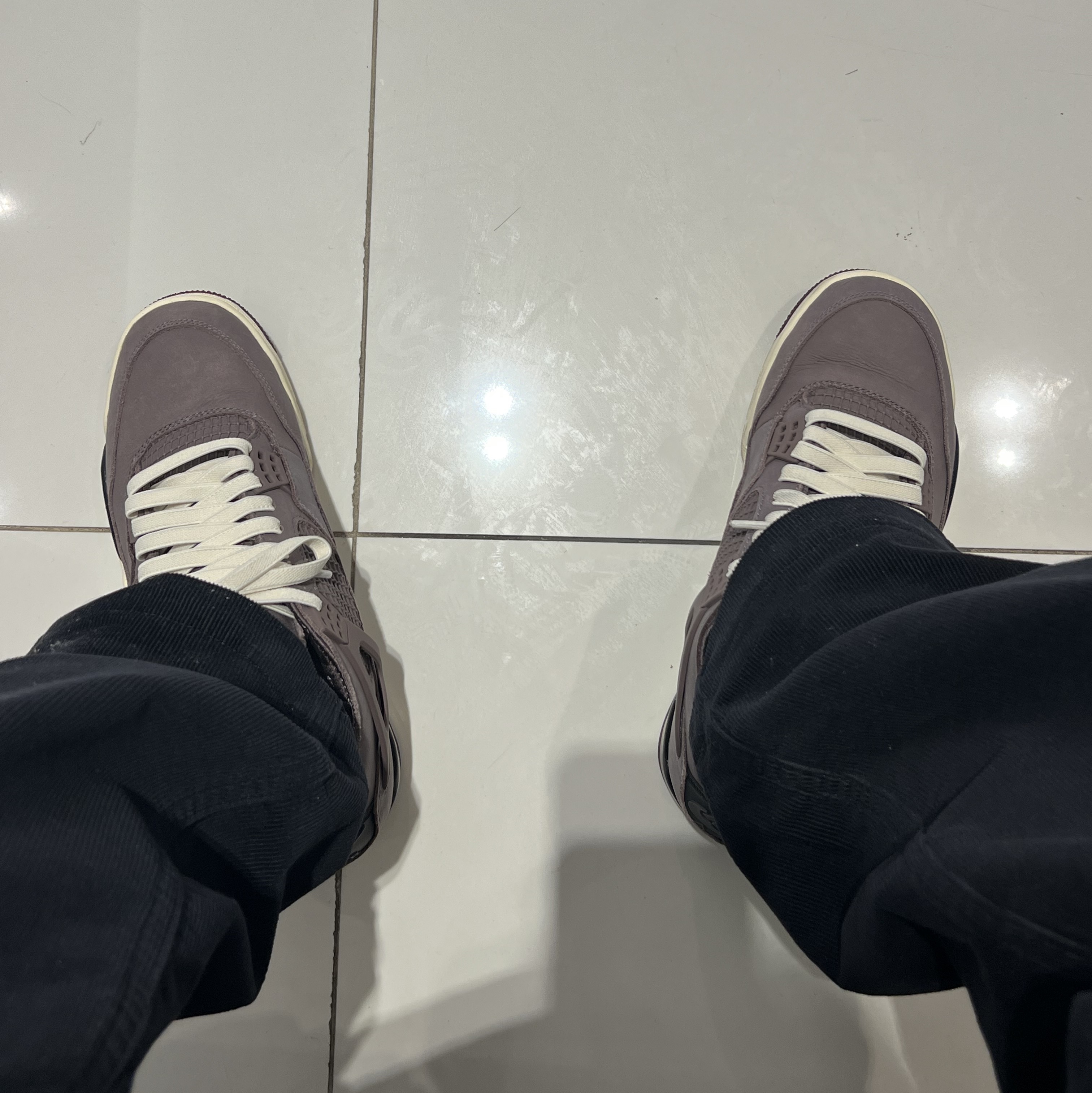 Jordan 4 x A Ma Maniere Retro Violet Ore 착용 스타일 - 2