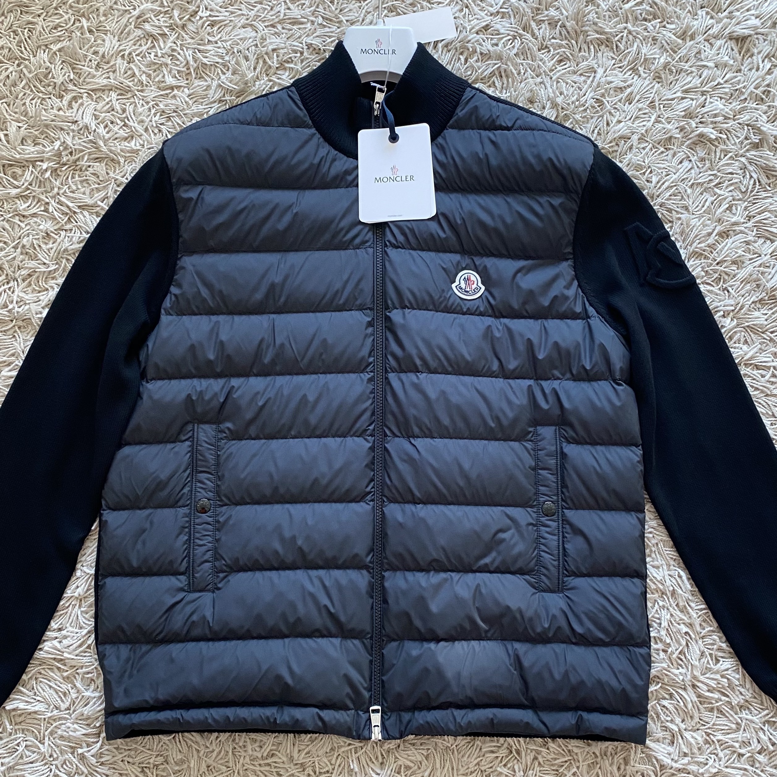 Moncler Padded Wool Cardigan Black - 23SS 착용 스타일 - 1