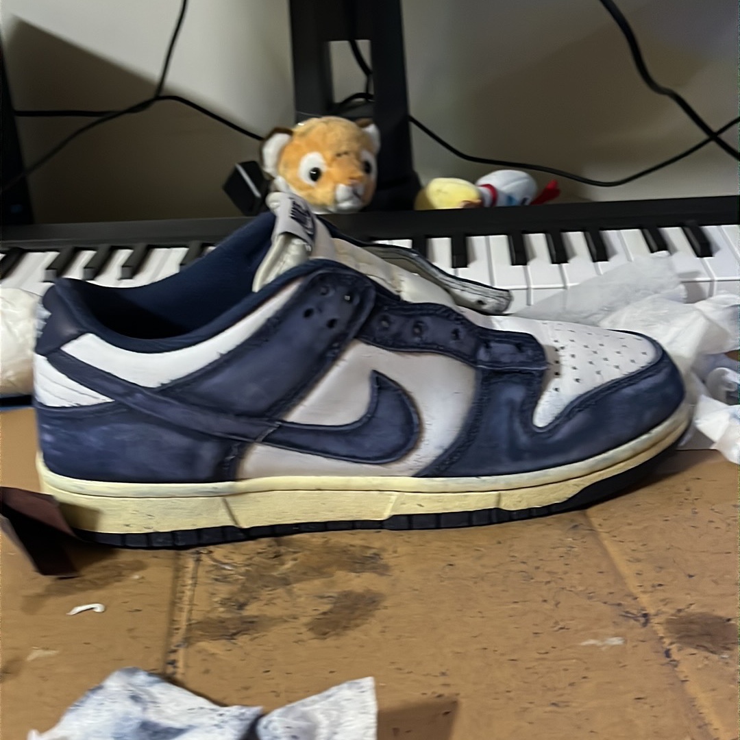 (W) Nike Dunk Low Vintage Midnight Navy 착용 스타일 - 1