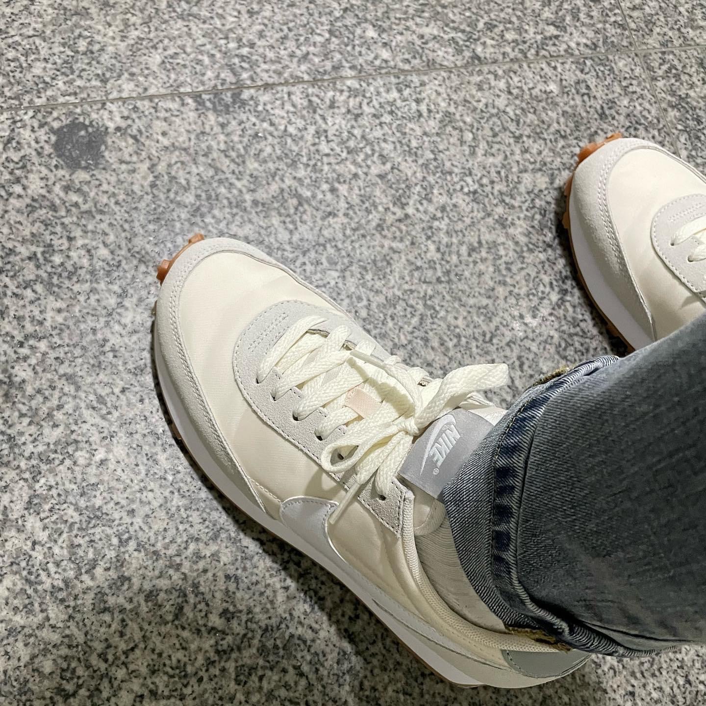 (W) Nike Daybreak Summit White 착용 스타일