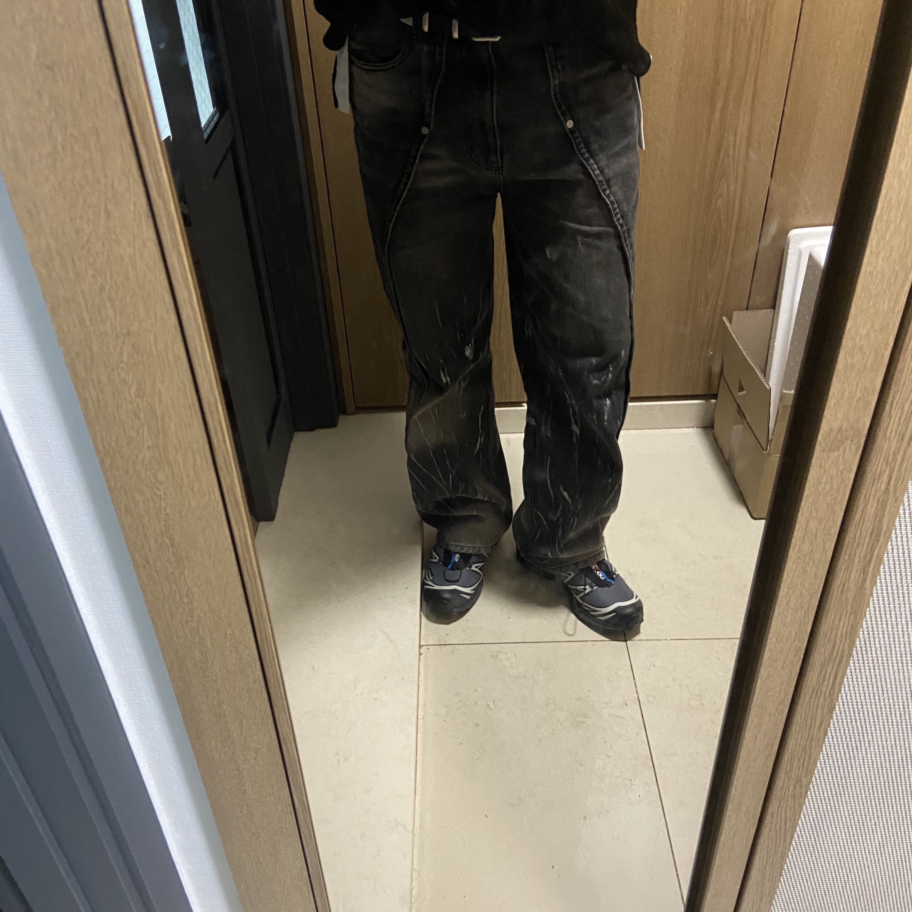 Salomon XT-6 Gore-Tex Black Ebony 착용 스타일 - 3