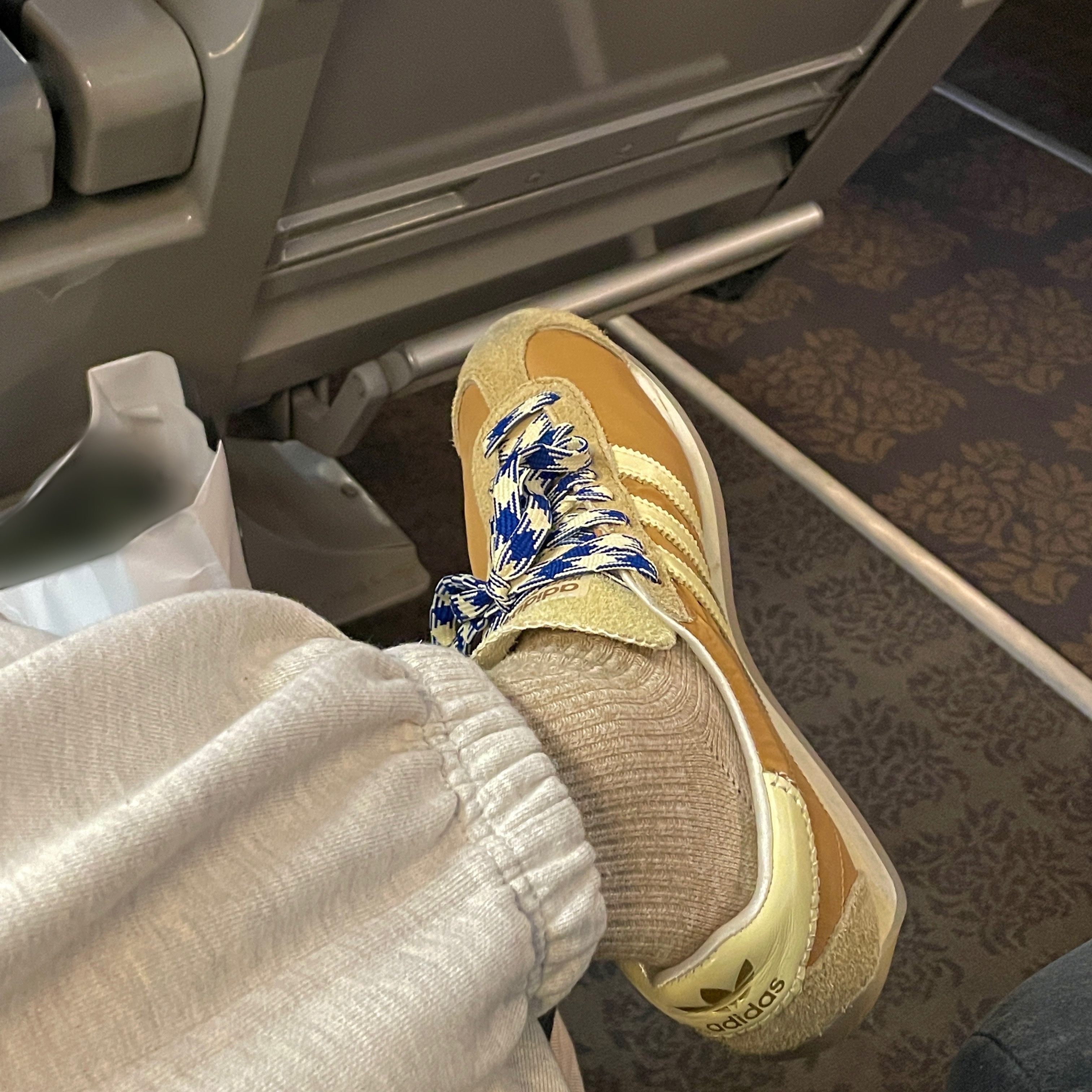 Adidas x Wales Bonner Country Mesa 착용 스타일