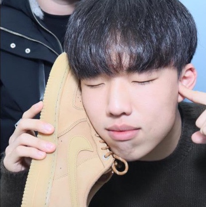 Nike Air Force 1 '07 WB Flax 착용 스타일 - 2