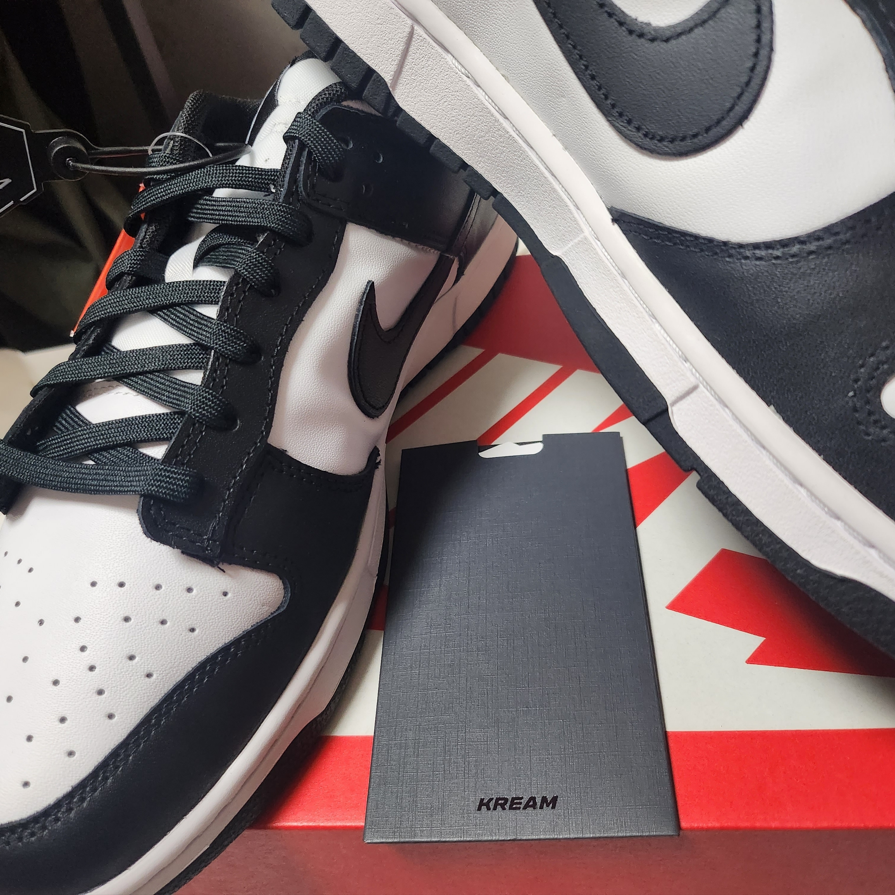 Nike Dunk Low Retro Black 착용 스타일