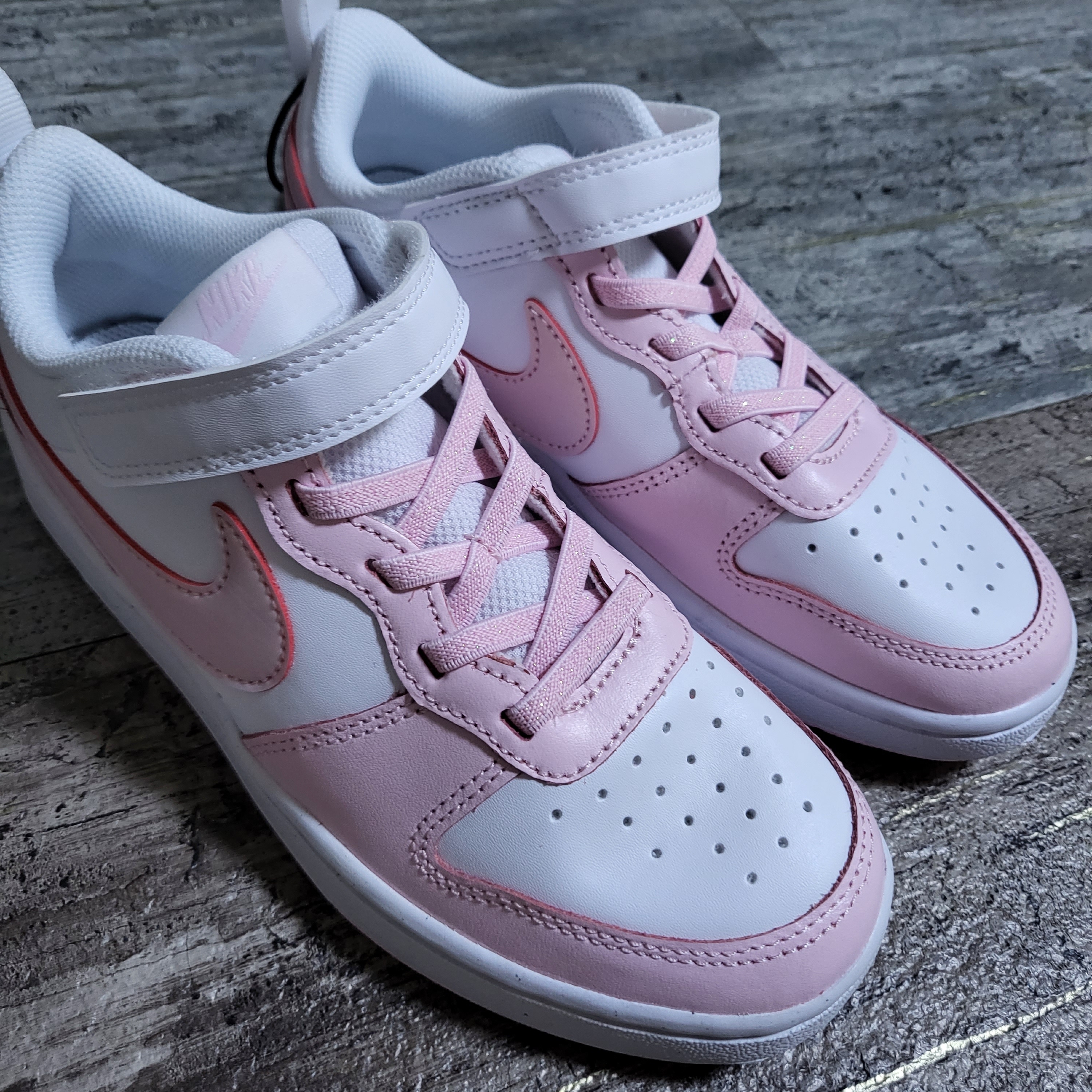 (PS) Nike Court Borough 2 SE White Pink Foam 착용 스타일 - 2