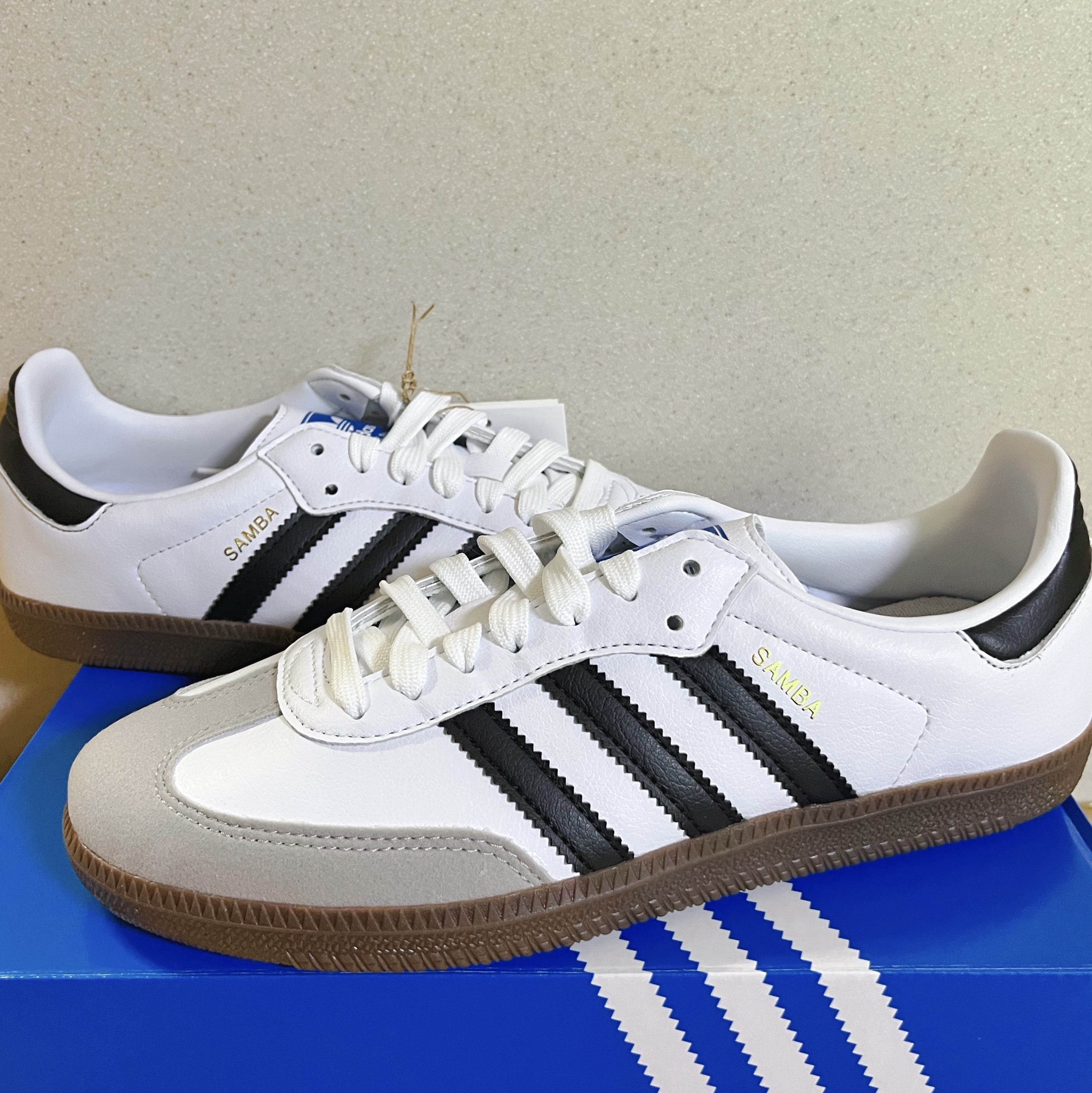 Adidas Samba Vegan White Black 착용 스타일