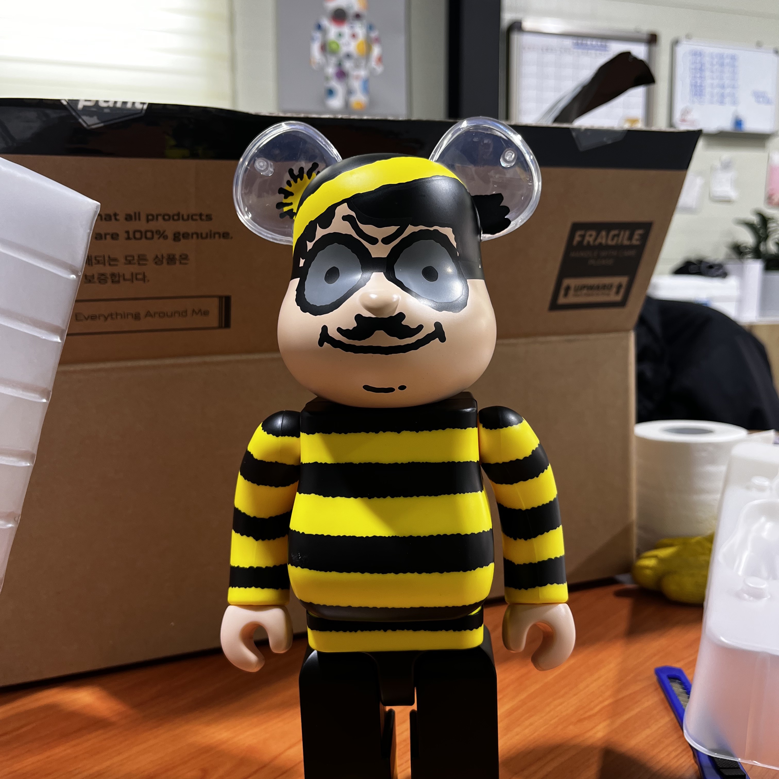 Bearbrick Where’s Wally Odlaw 400% 착용 스타일