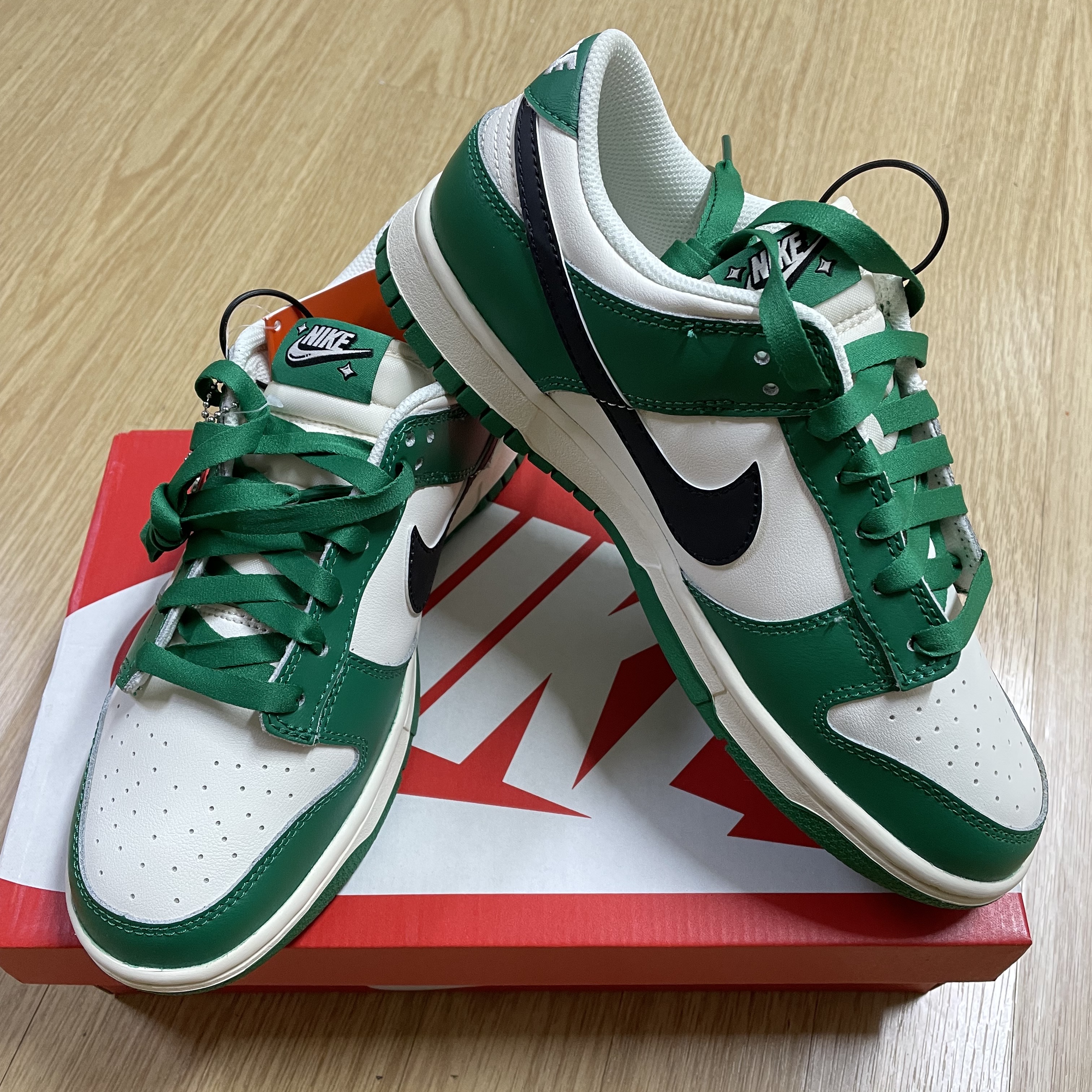 Nike Dunk Low Retro SE Jackpot Malachite 착용 스타일