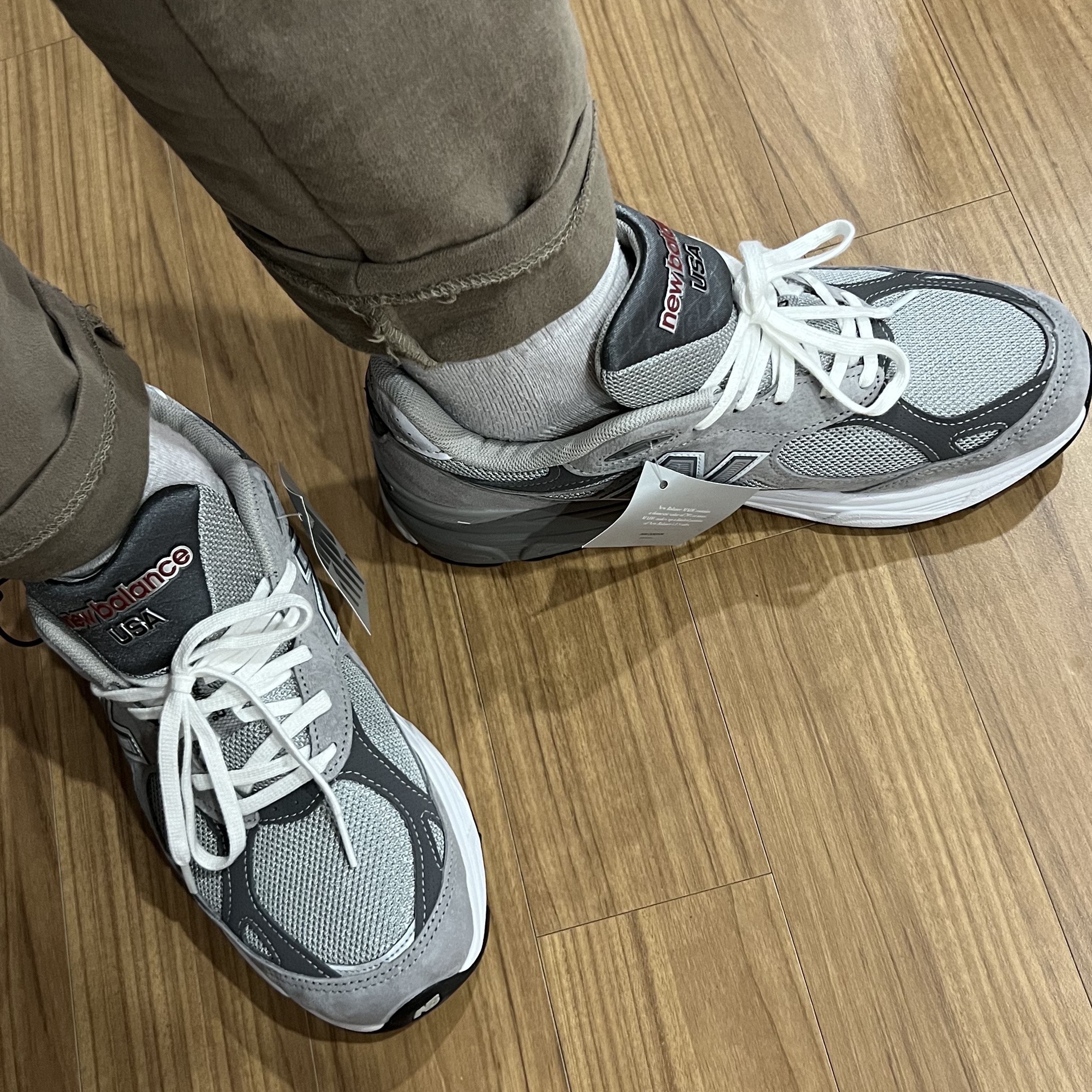 New Balance 990v3 Made in USA Grey - D Standard 착용 스타일