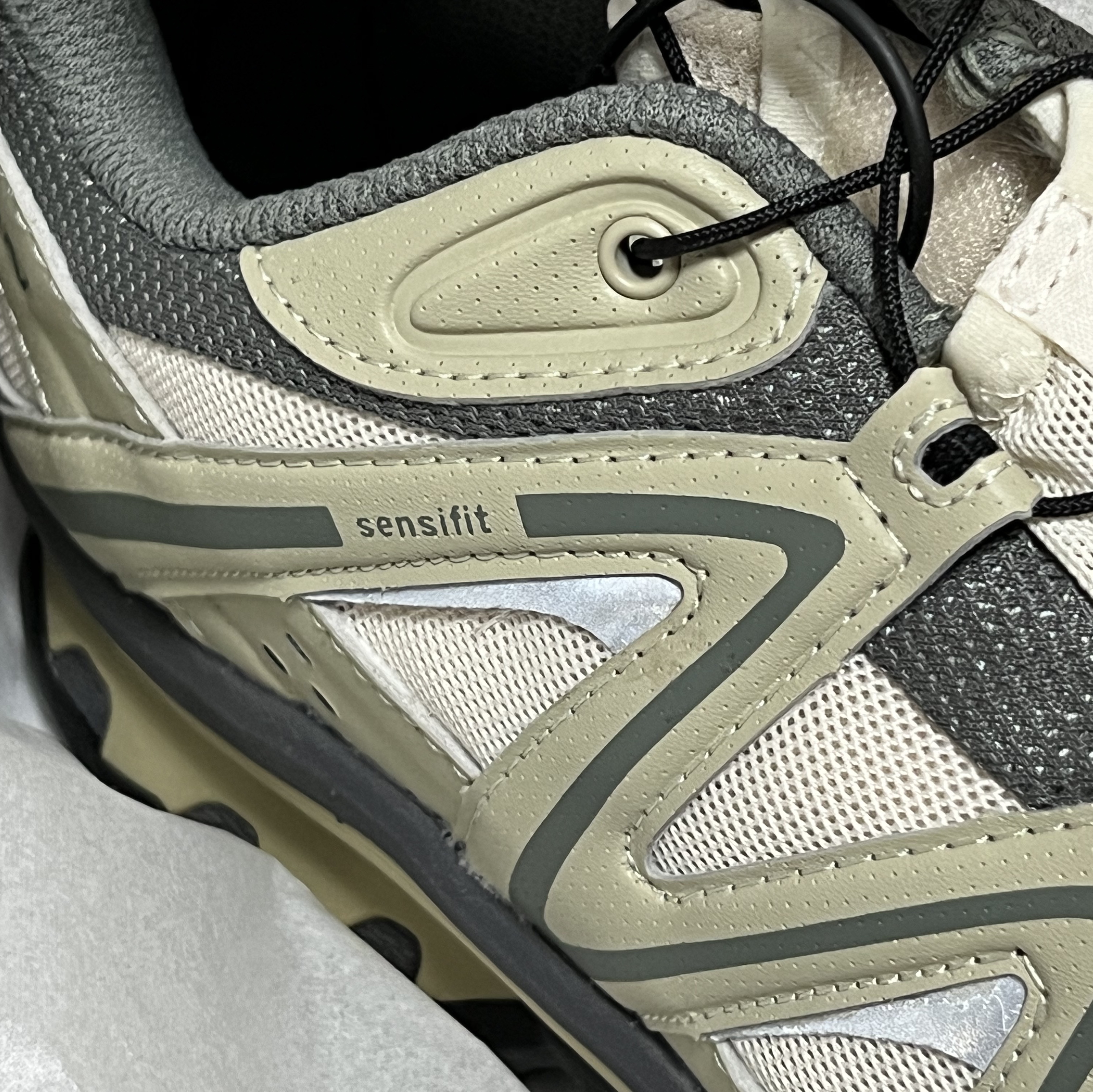 Salomon XT-Quest ADV Turtledove Moss Grey 착용 스타일 - 1