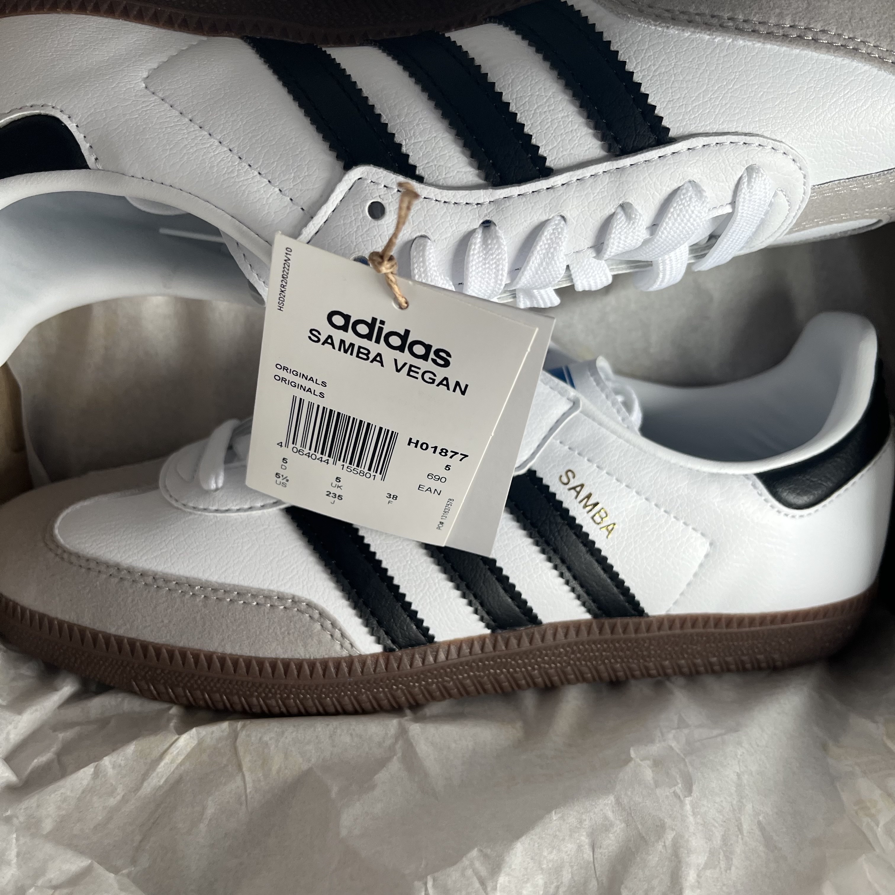 Adidas Samba Vegan White Black 착용 스타일