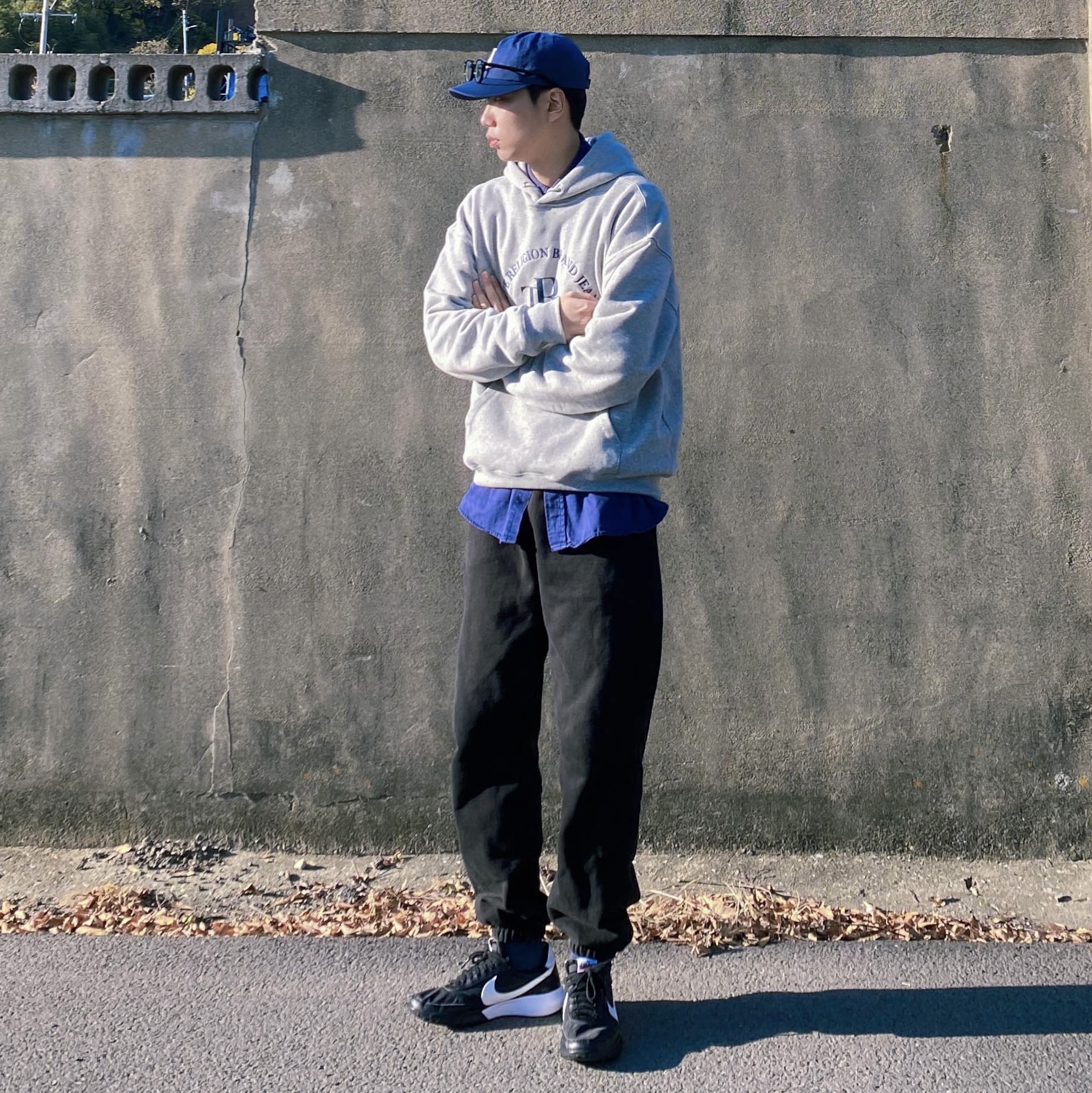 Nike Waffle Racer Black 착용 스타일
