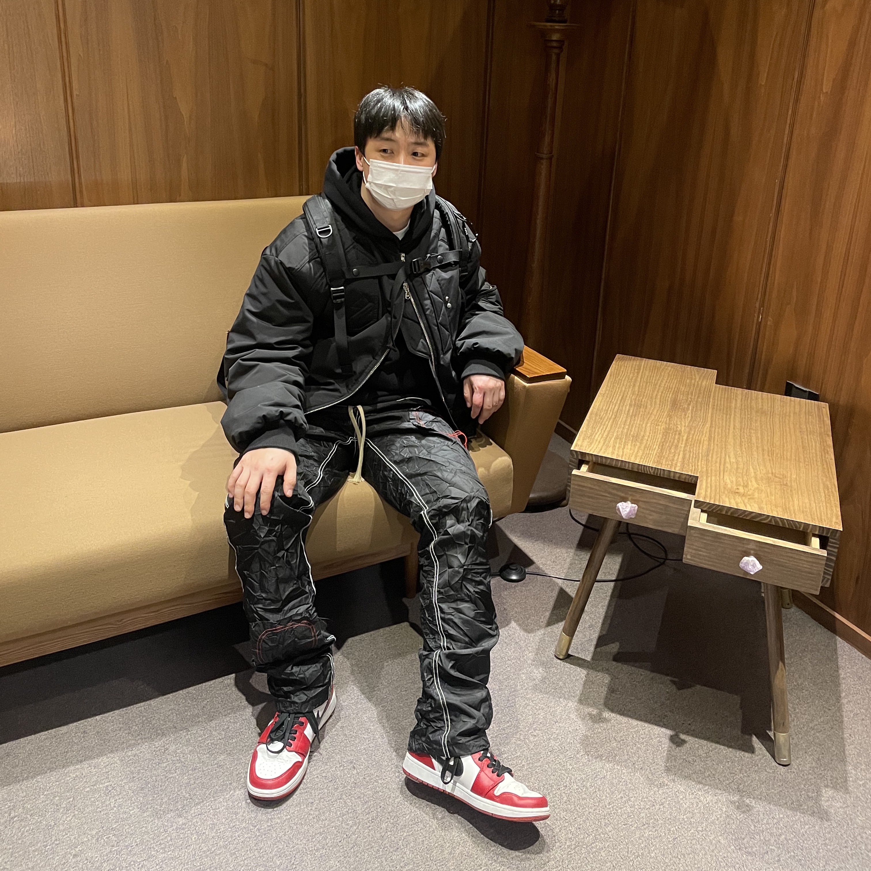 Undermycar Ababell Multi Flap Oversized Bomber Beluga - 22SS, Jordan 1 Mid Chicago 2020 착용 스타일 - 1