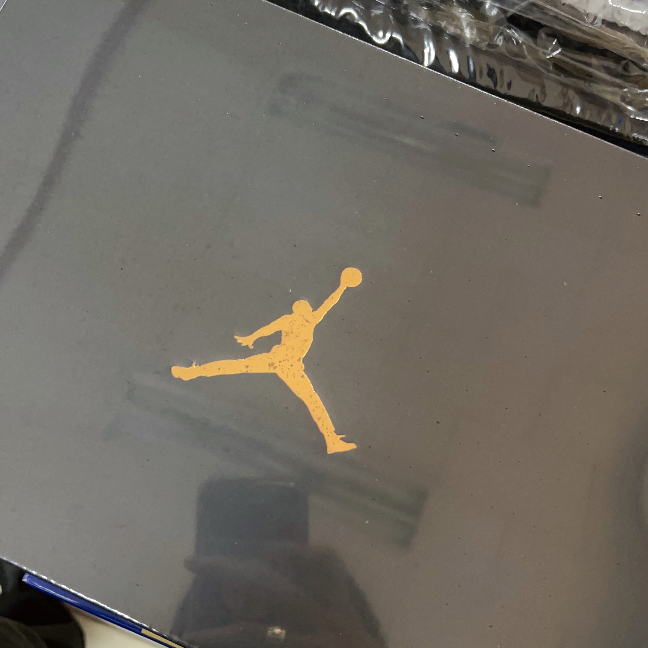 Jordan 1 Low Stealth and White 착용 스타일