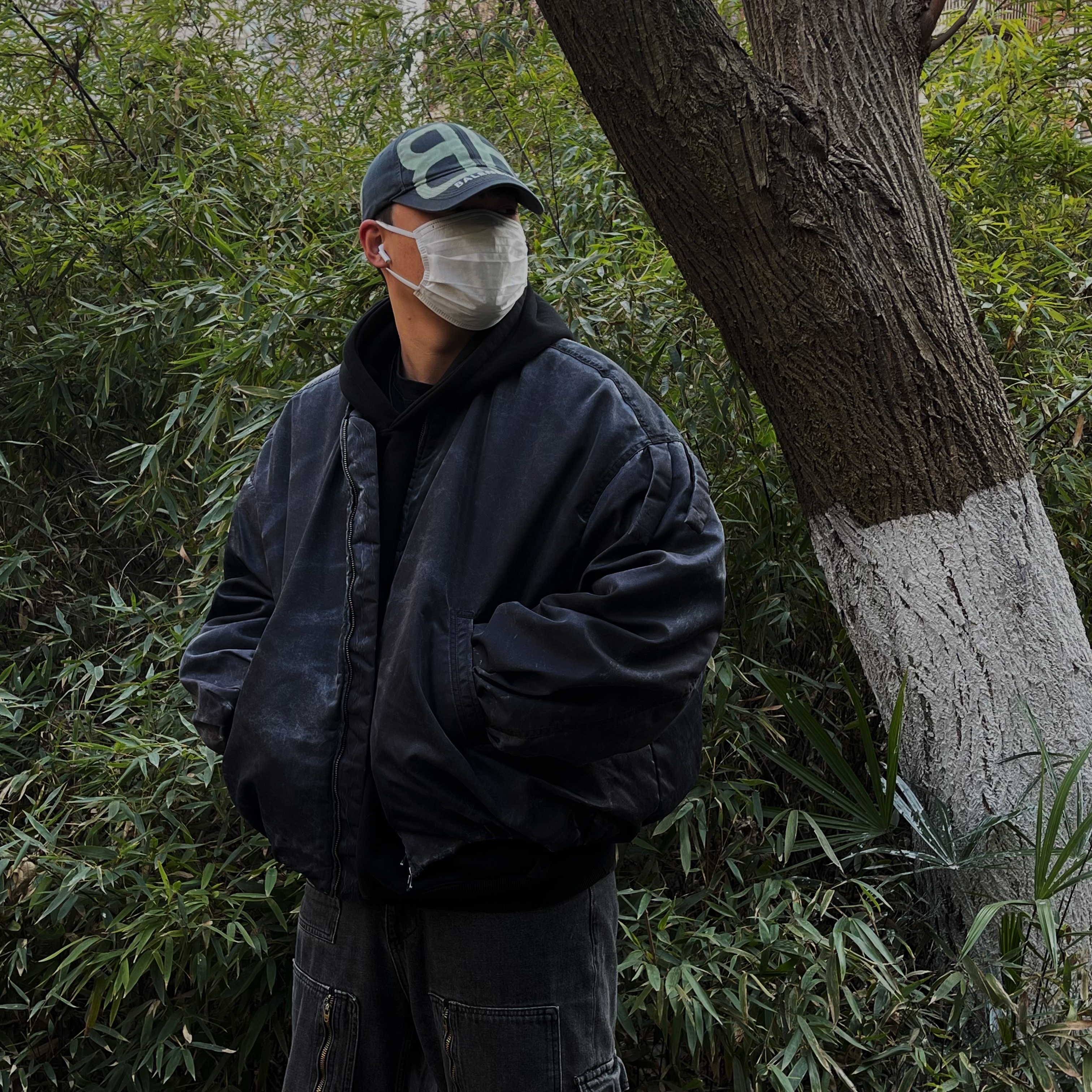 Nonnod x Undermycar Esker Jacket Distressed Midnight 착용 스타일 - 1