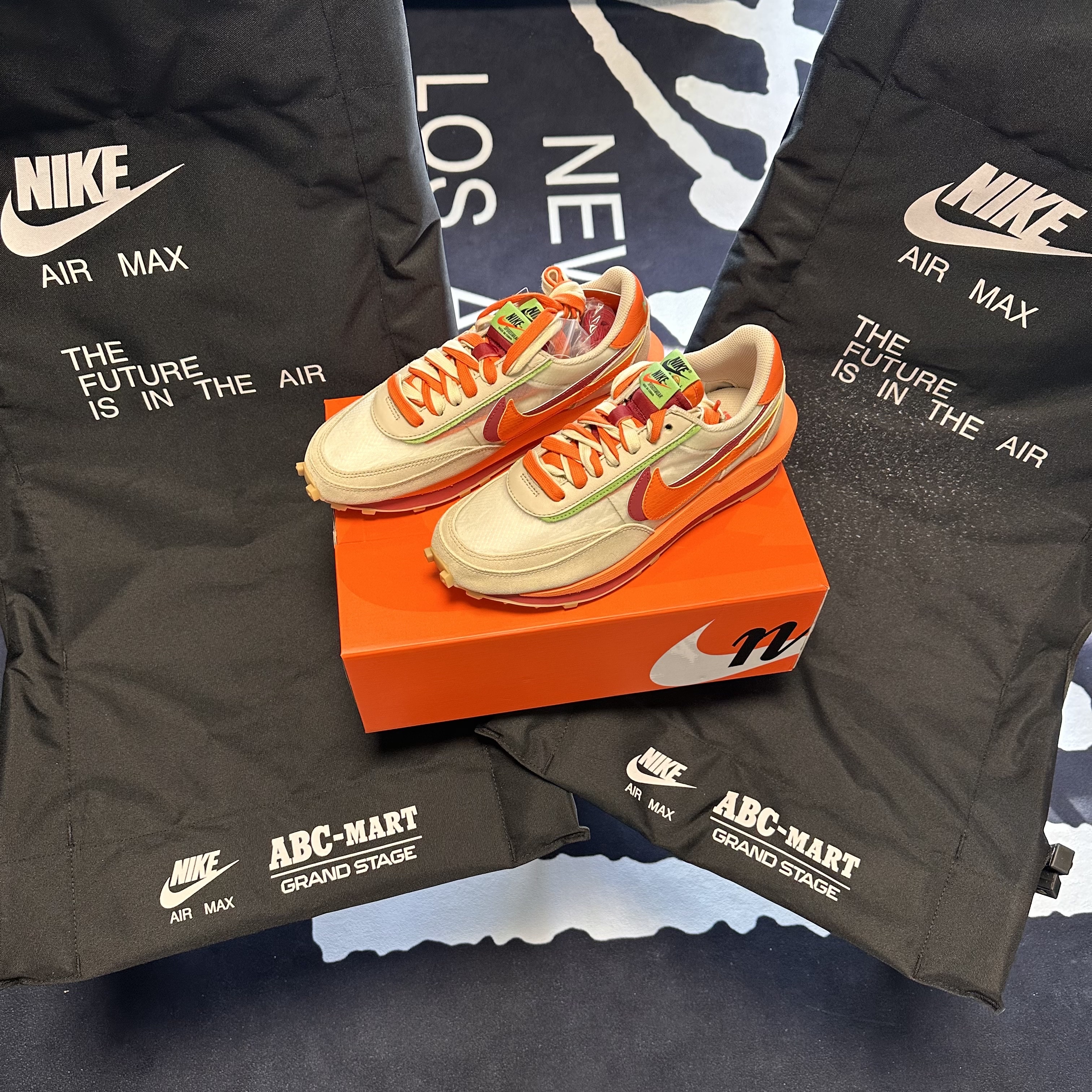 Nike x Sacai x Clot LDWaffle Orange Blaze 착용 스타일