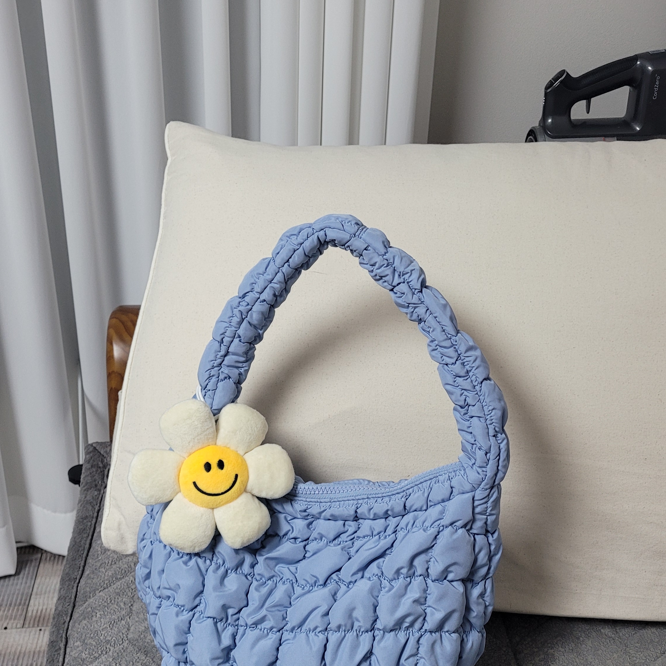 COS Quilted Mini Bag Light Blue 착용 스타일