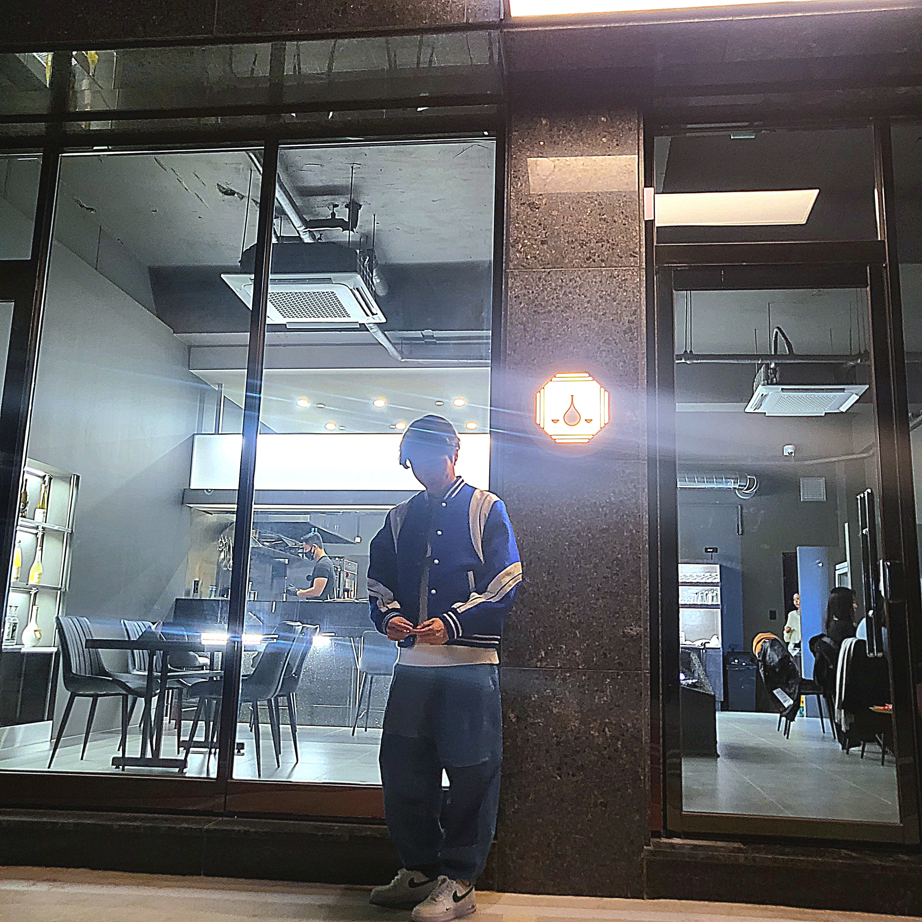 Zara x Ader Error Barrel Leg Jeans Blue, Ader Error Twit Jumper Blue 착용 스타일