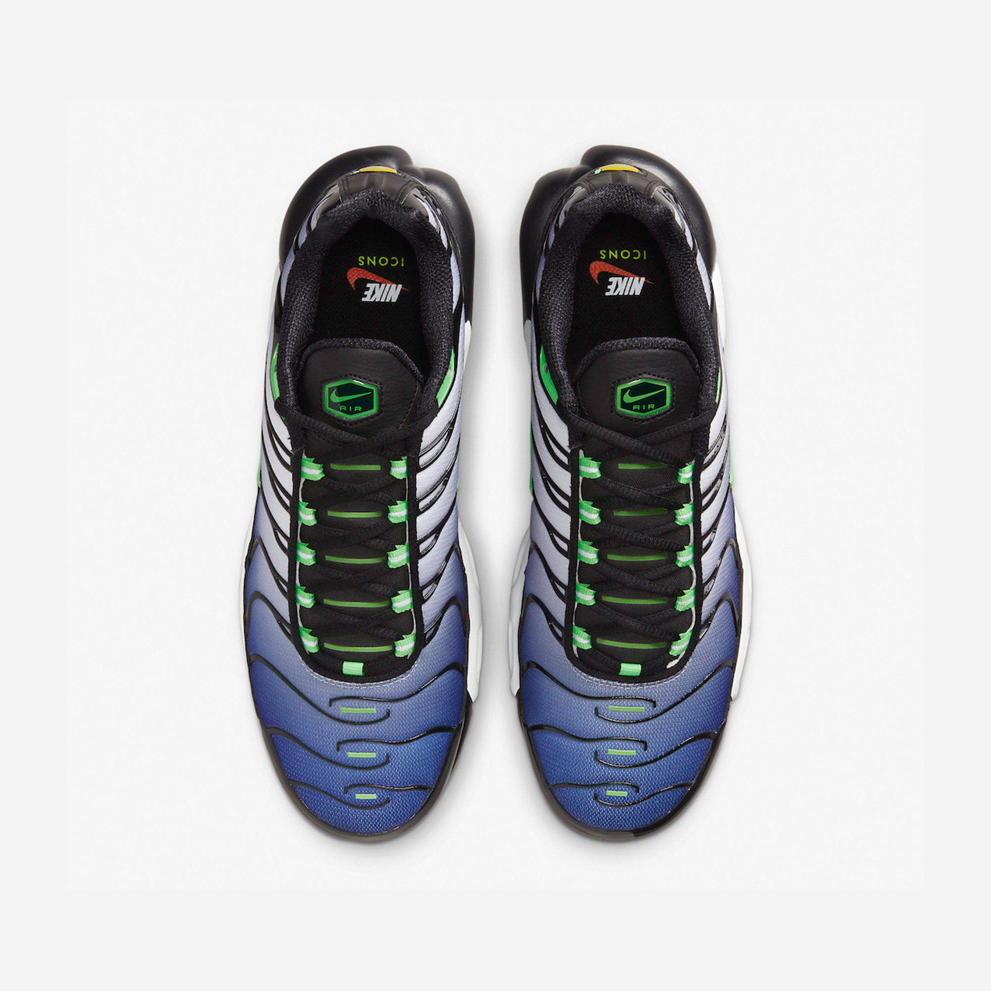 Nike Air Max Plus Black Deep Royal 착용 스타일 - 4
