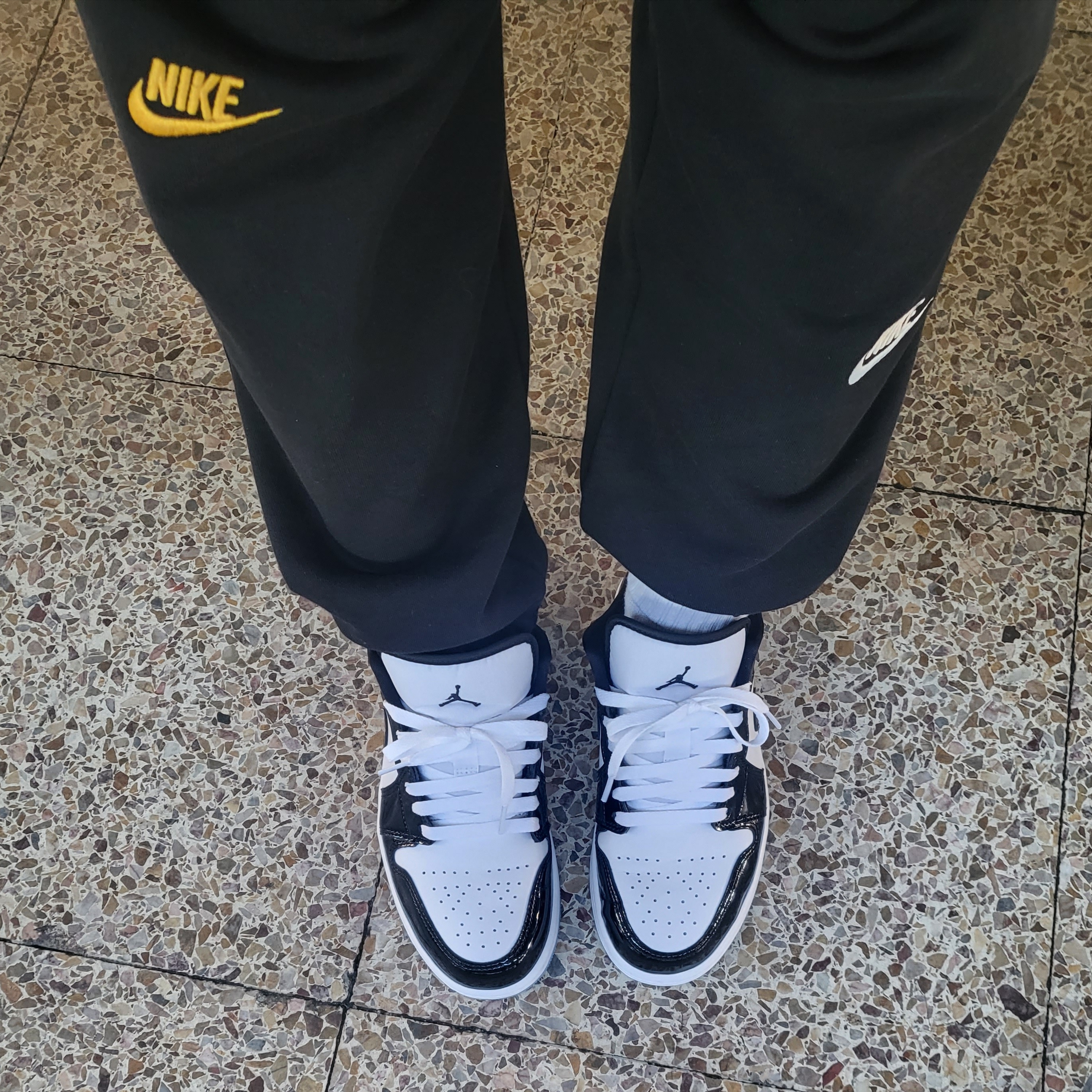 Jordan 1 Low SE Concord 착용 스타일 - 2