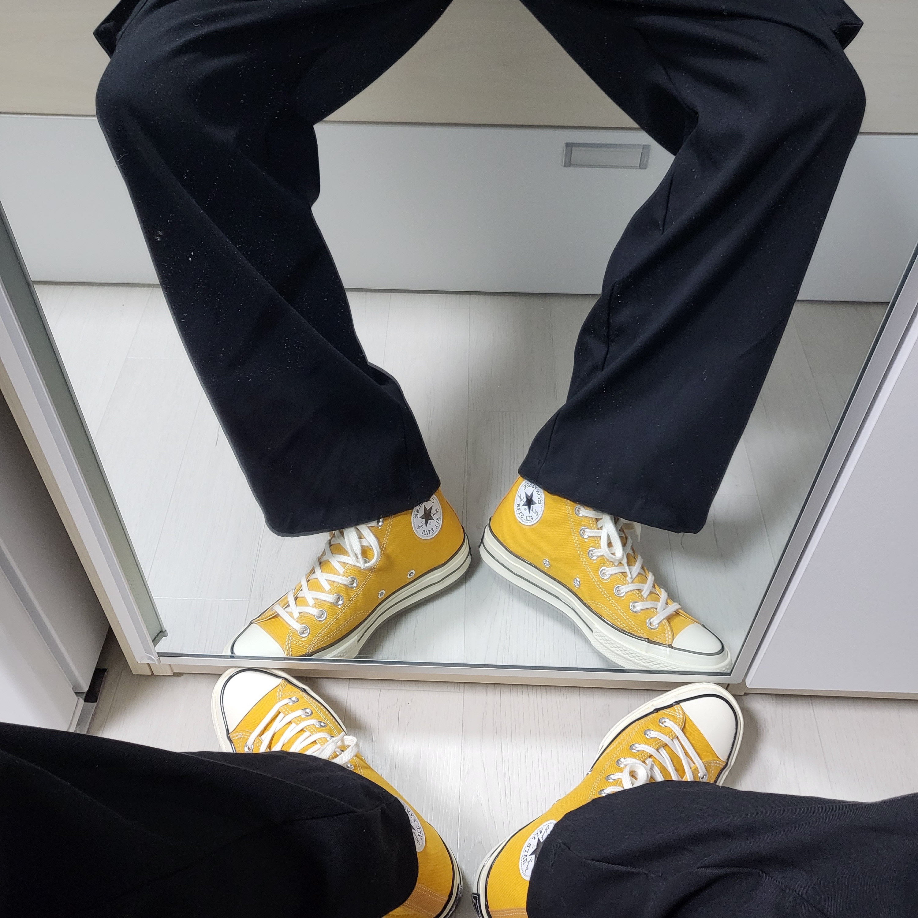 Converse Chuck 70 High Vintage Canvas Sunflower 착용 스타일