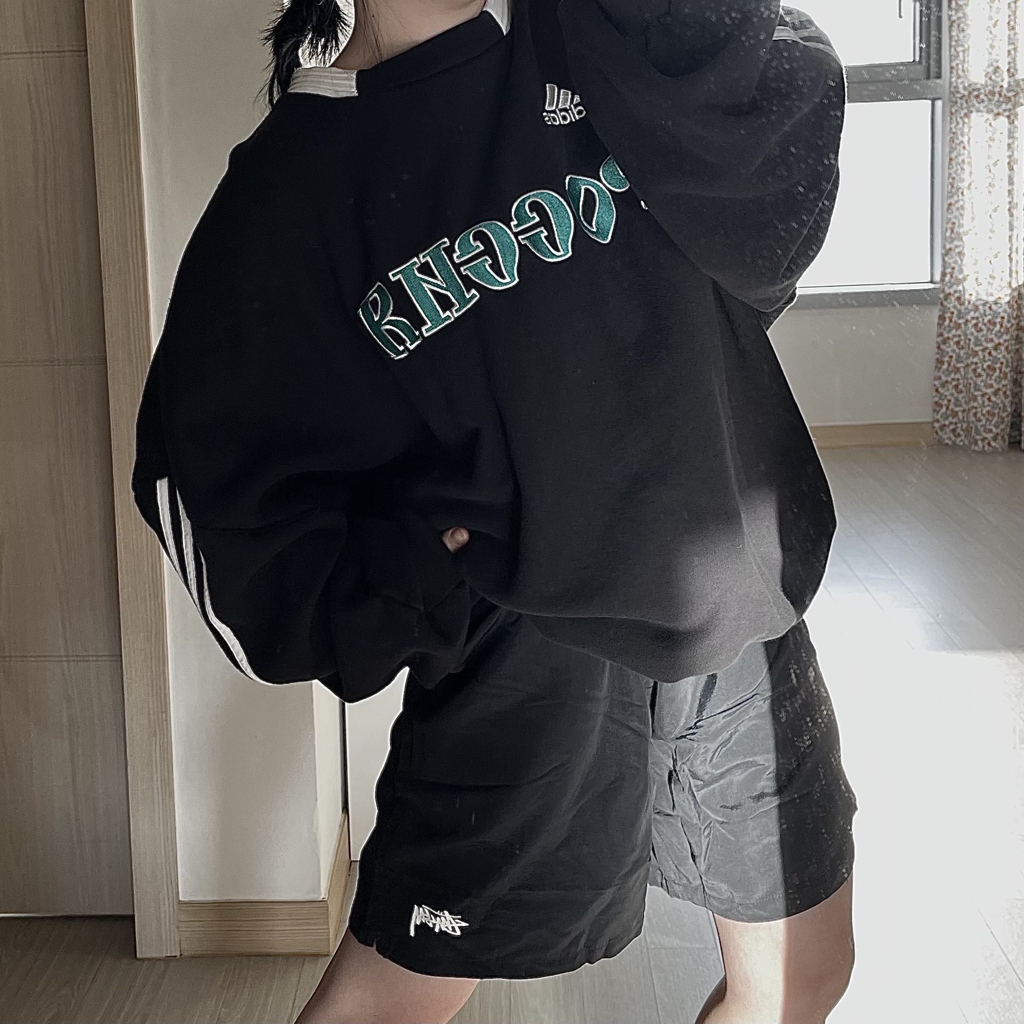 Stussy Stock Water Shorts Black 착용 스타일