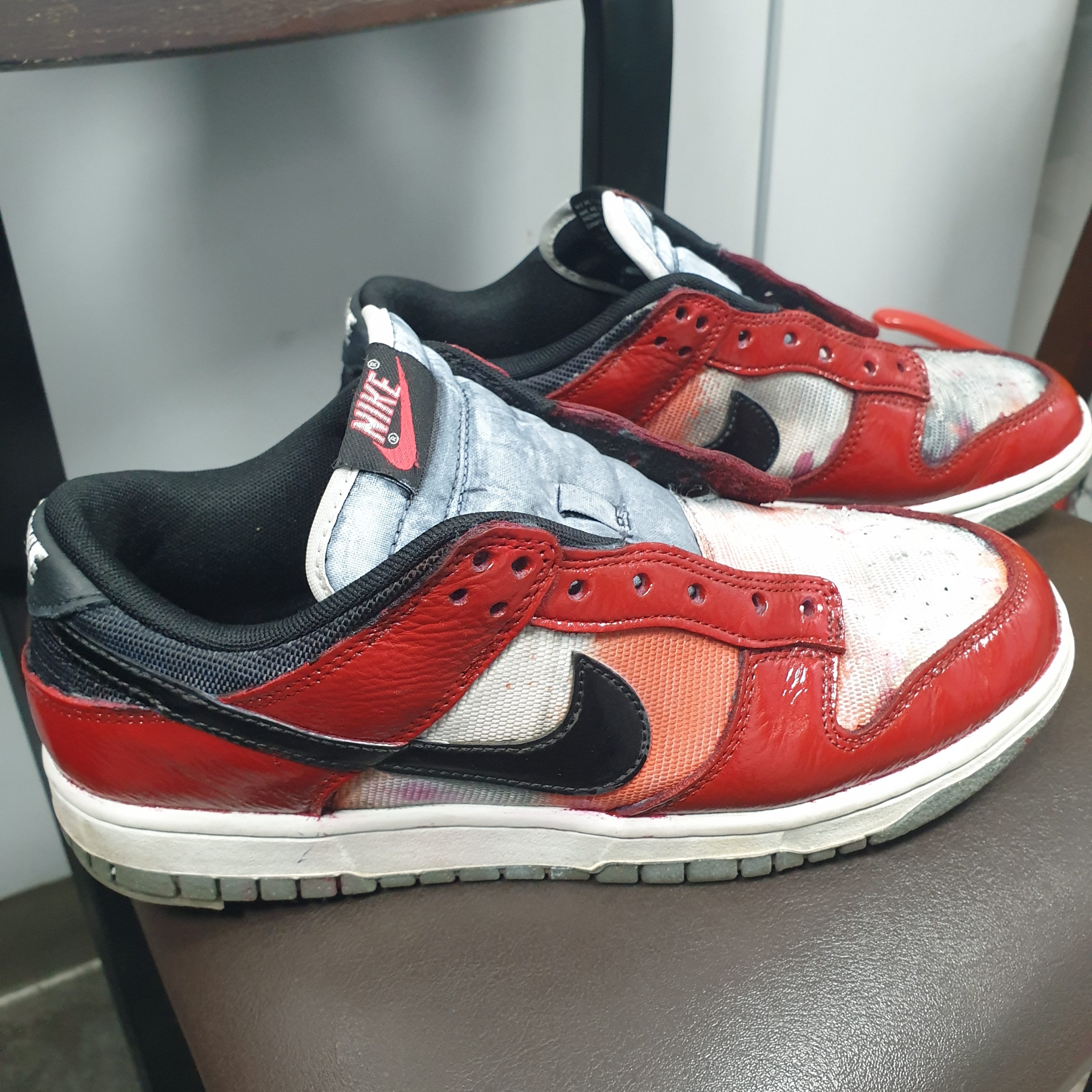 Nike Dunk Low Retro PRM Black and Tumbled Grey 착용 스타일 - 1