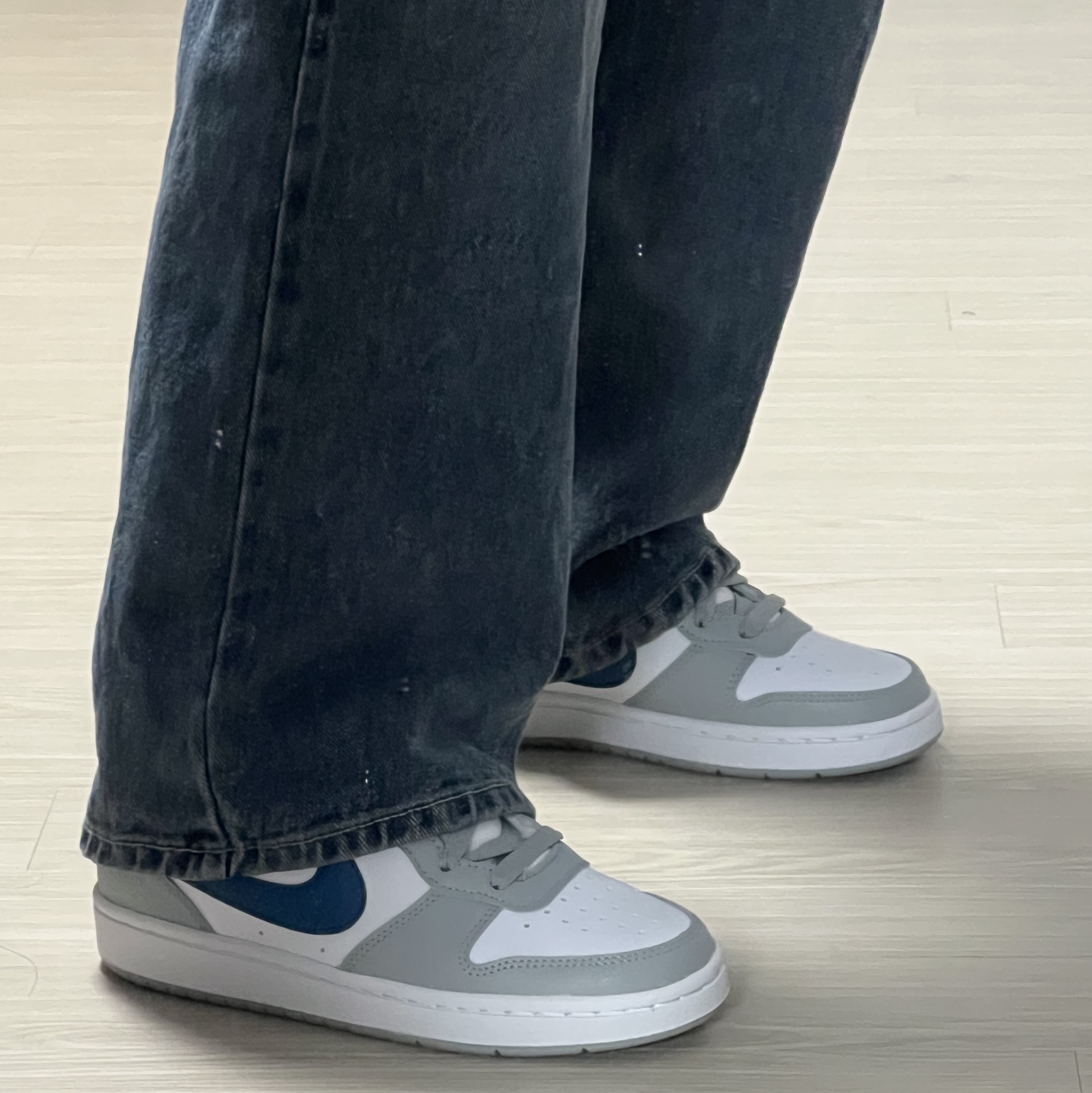 (GS) Nike Court Borough Low 2 Light Smoke Grey 착용 스타일