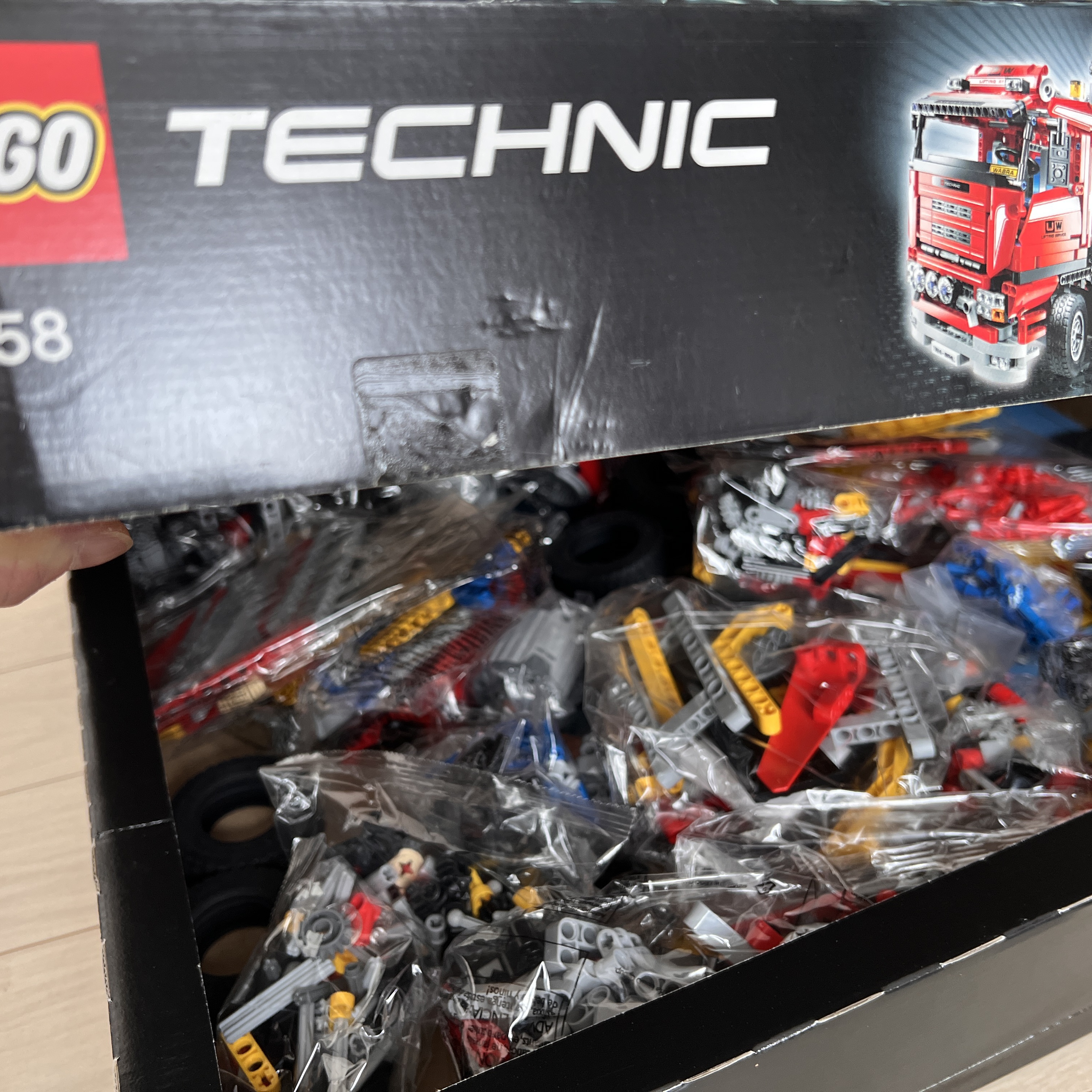 Lego Crane Truck 착용 스타일 - 2