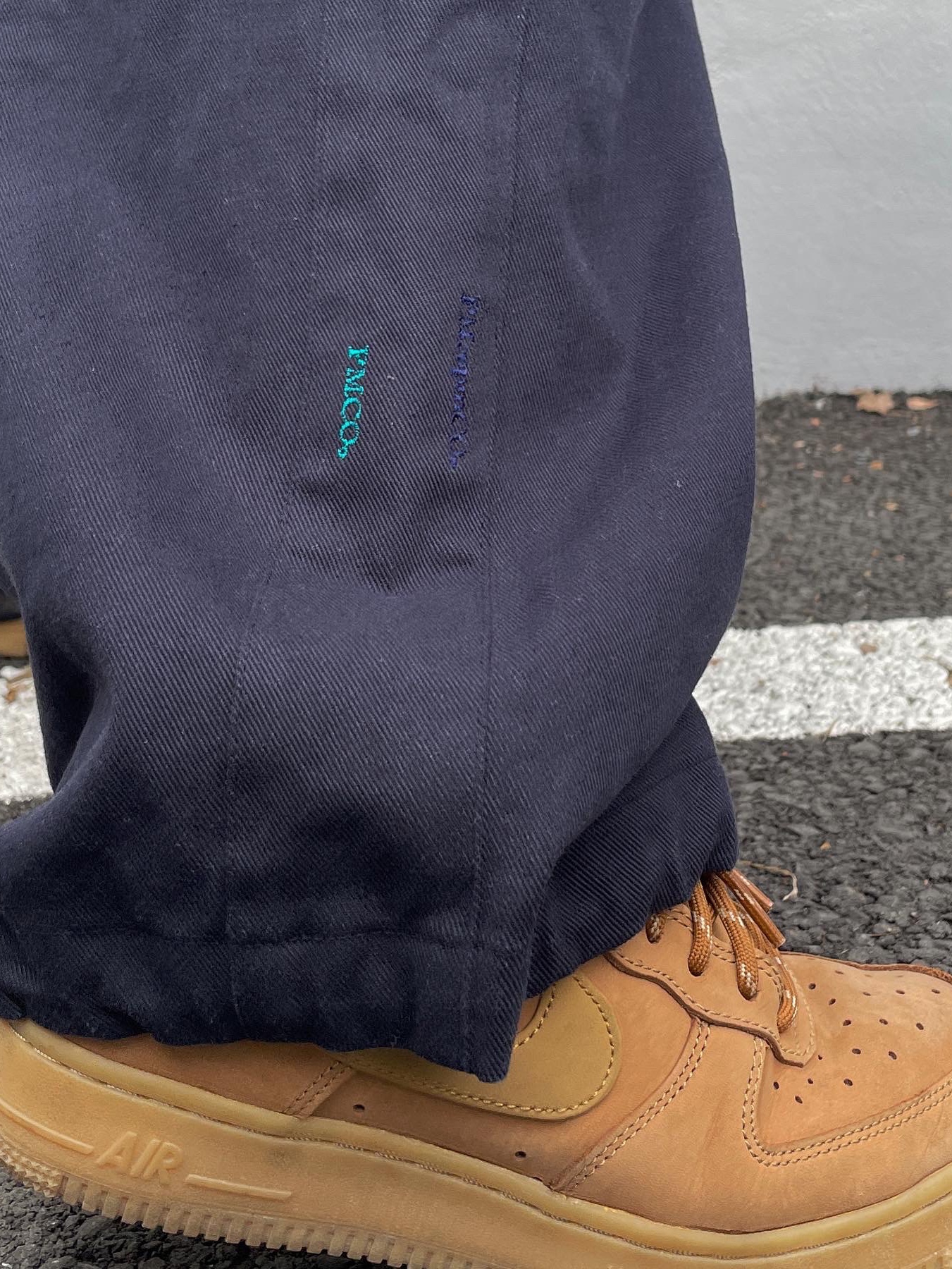 Nike Air Force 1 '07 WB Flax 착용 스타일 - 4