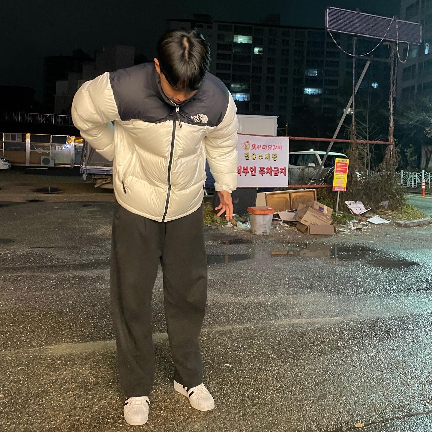 The North Face 1996 Eco Nuptse Jacket White 착용 스타일