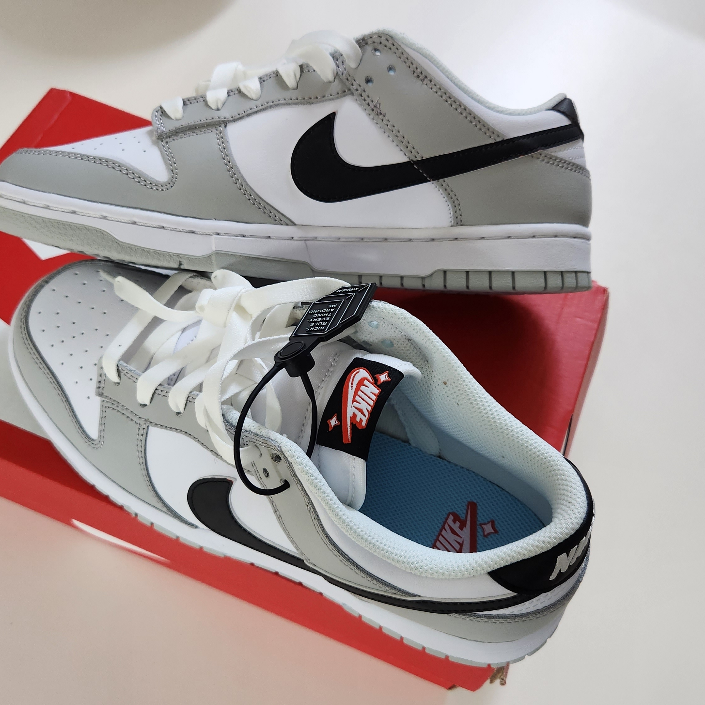Nike Dunk Low Retro SE Jackpot Grey Fog 착용 스타일
