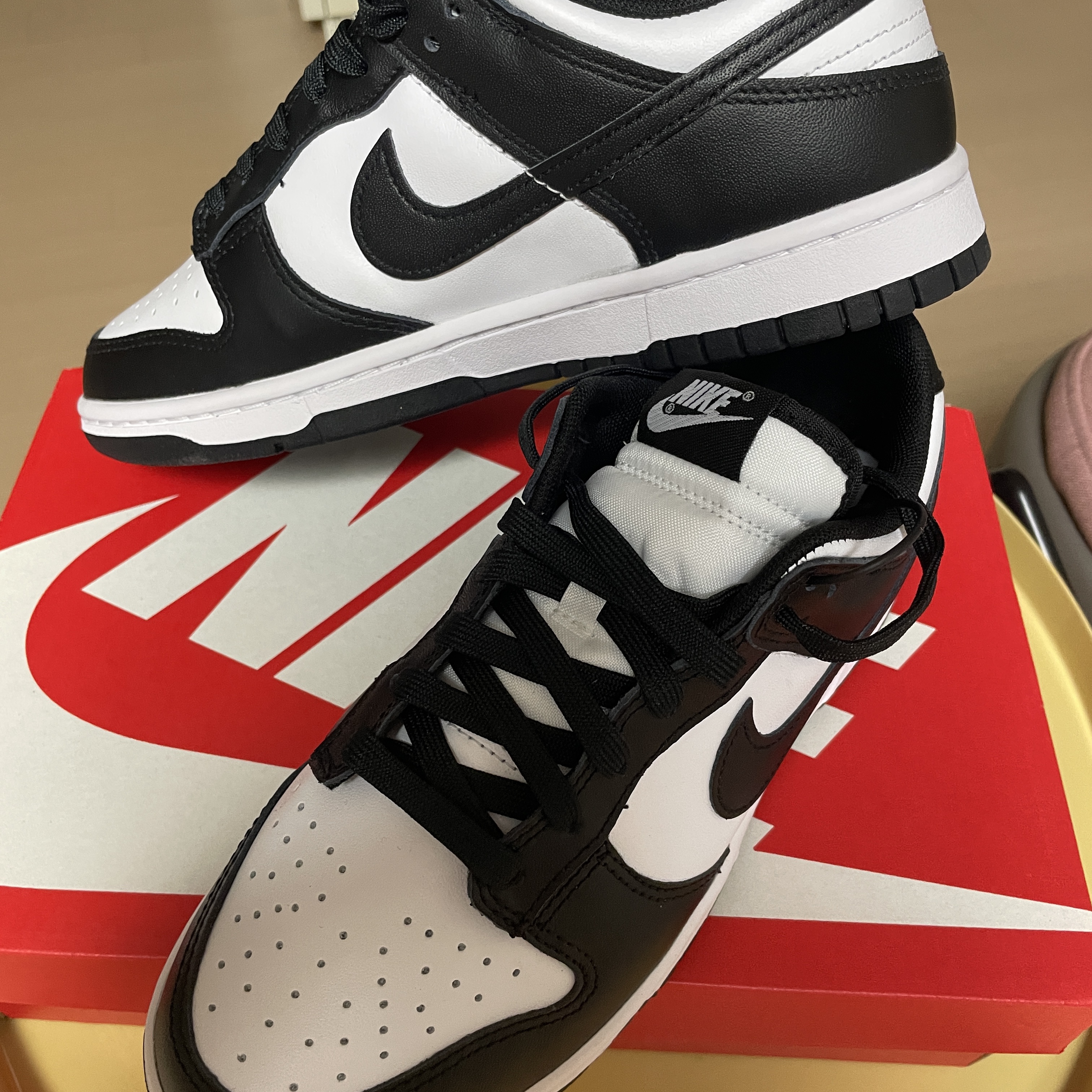 Nike Dunk Low Retro Black 착용 스타일