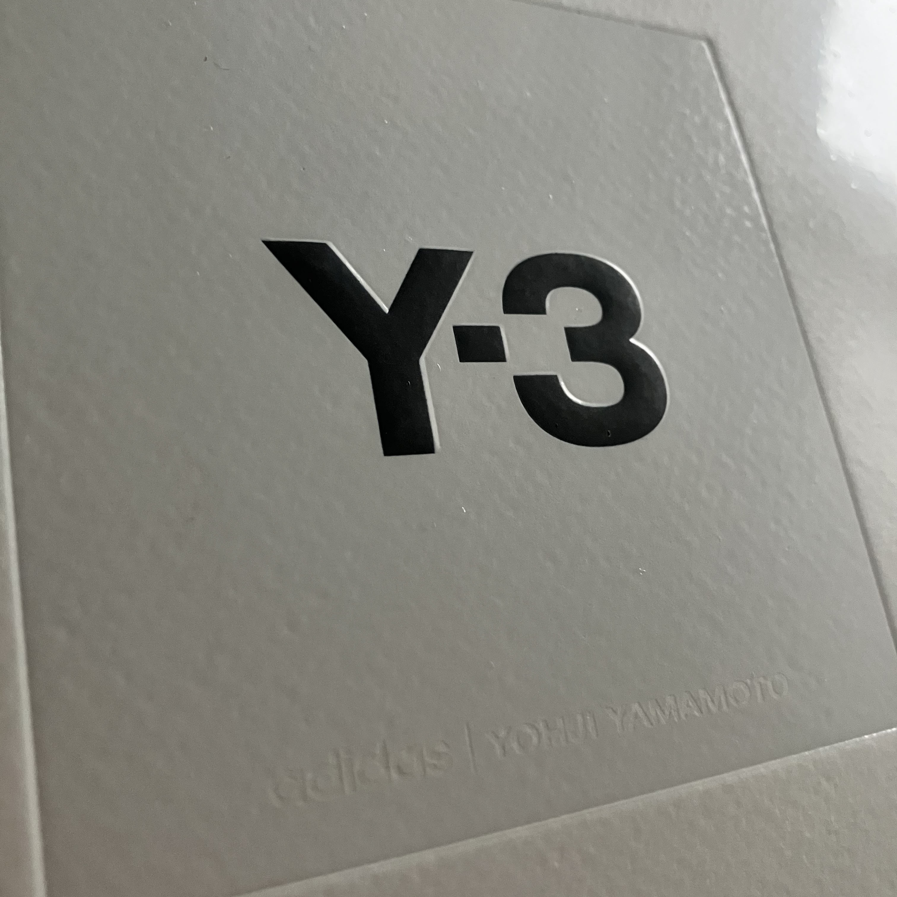 Y-3 Gazelle Black 착용 스타일 - 3