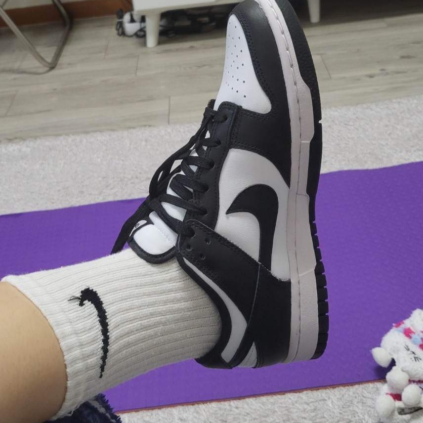 (W) Nike Dunk Low Black 착용 스타일 - 2