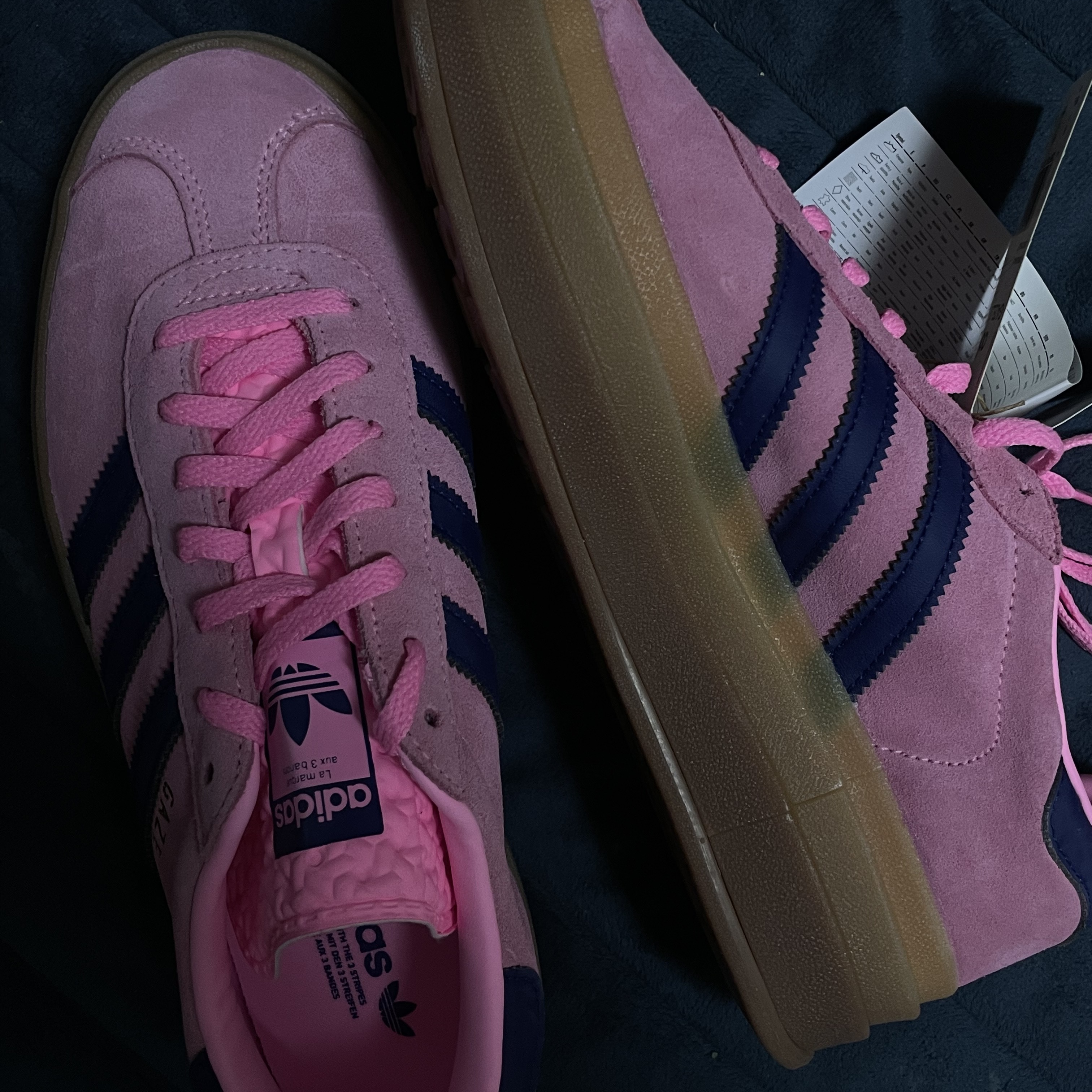(W) Adidas Gazelle Bold Pink Glow Victory Blue 착용 스타일
