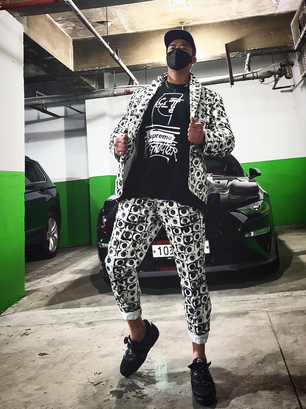 Nike x Comme des Garcons Shirt x Supreme Air Force 1 Low Eyes, Supreme x Jean Paul Gaultier T-Shirt Black - 19SS 착용 스타일 - 2