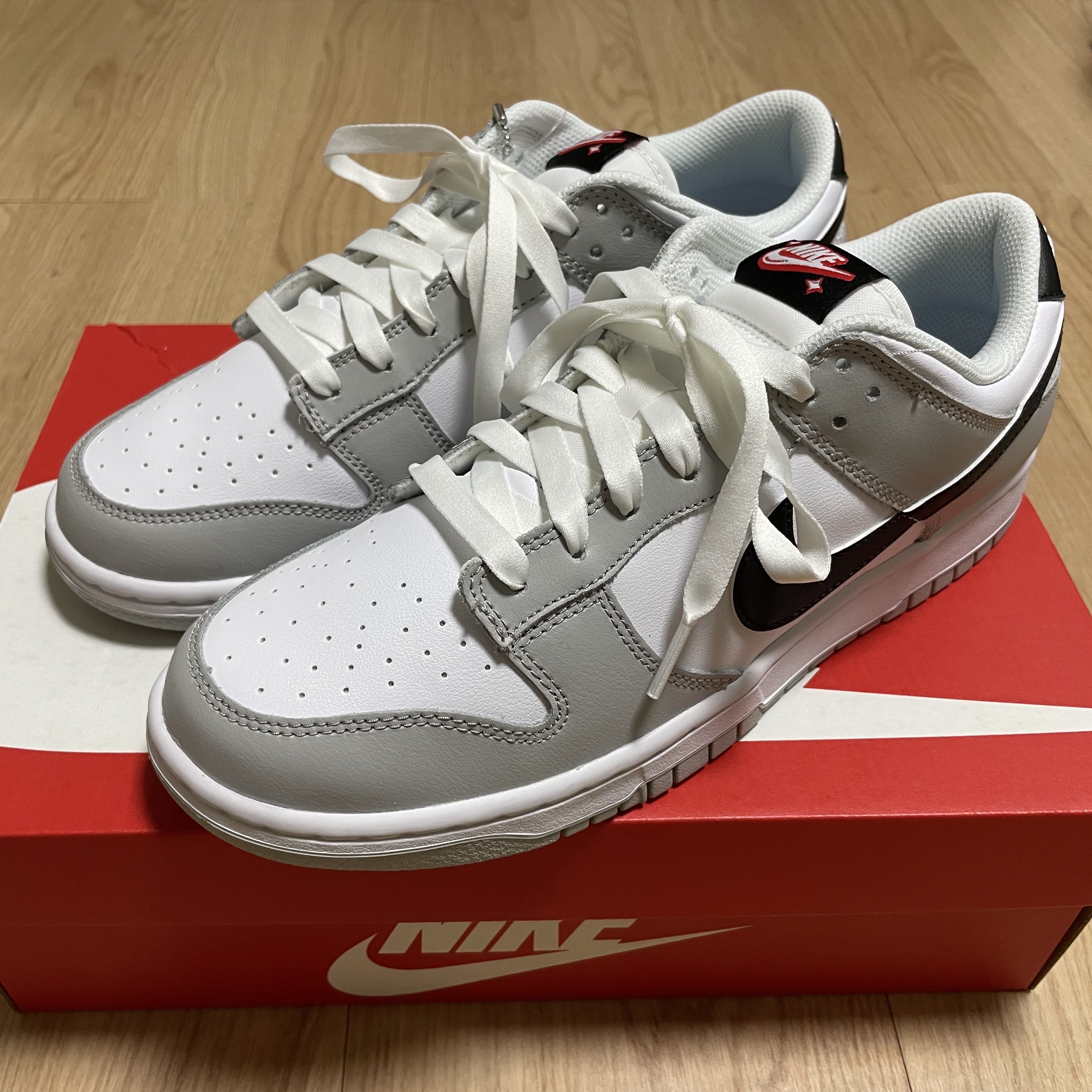Nike Dunk Low Retro SE Jackpot Grey Fog 착용 스타일