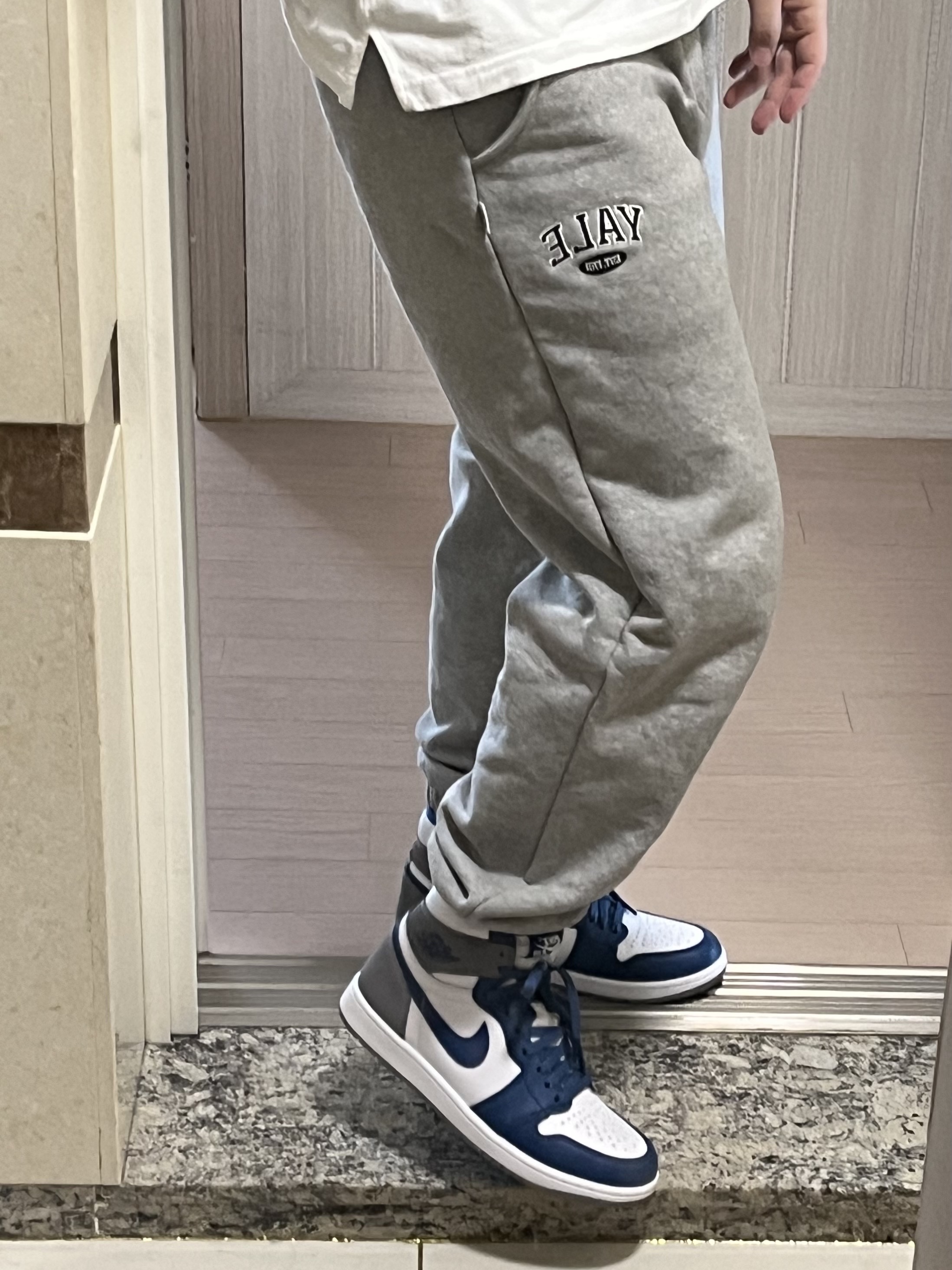 Jordan 1 Retro High OG True Blue 착용 스타일