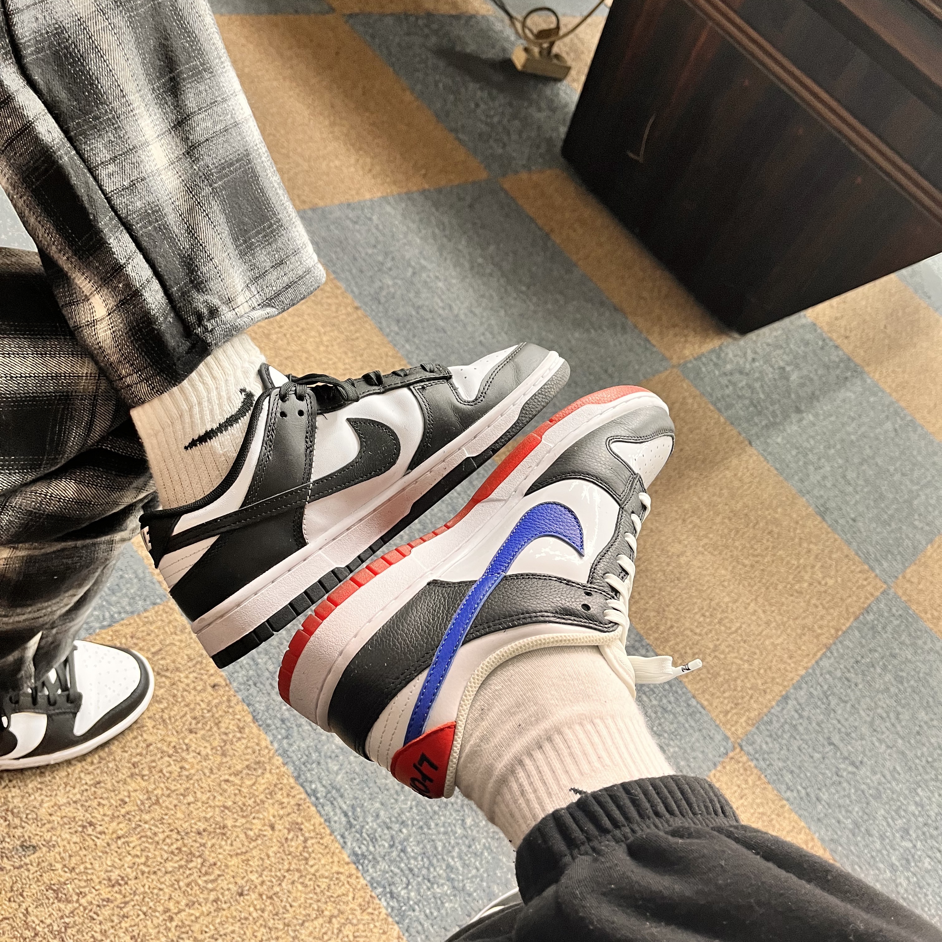 Nike Dunk Low SE Seoul, Nike Dunk Low Retro Black 착용 스타일