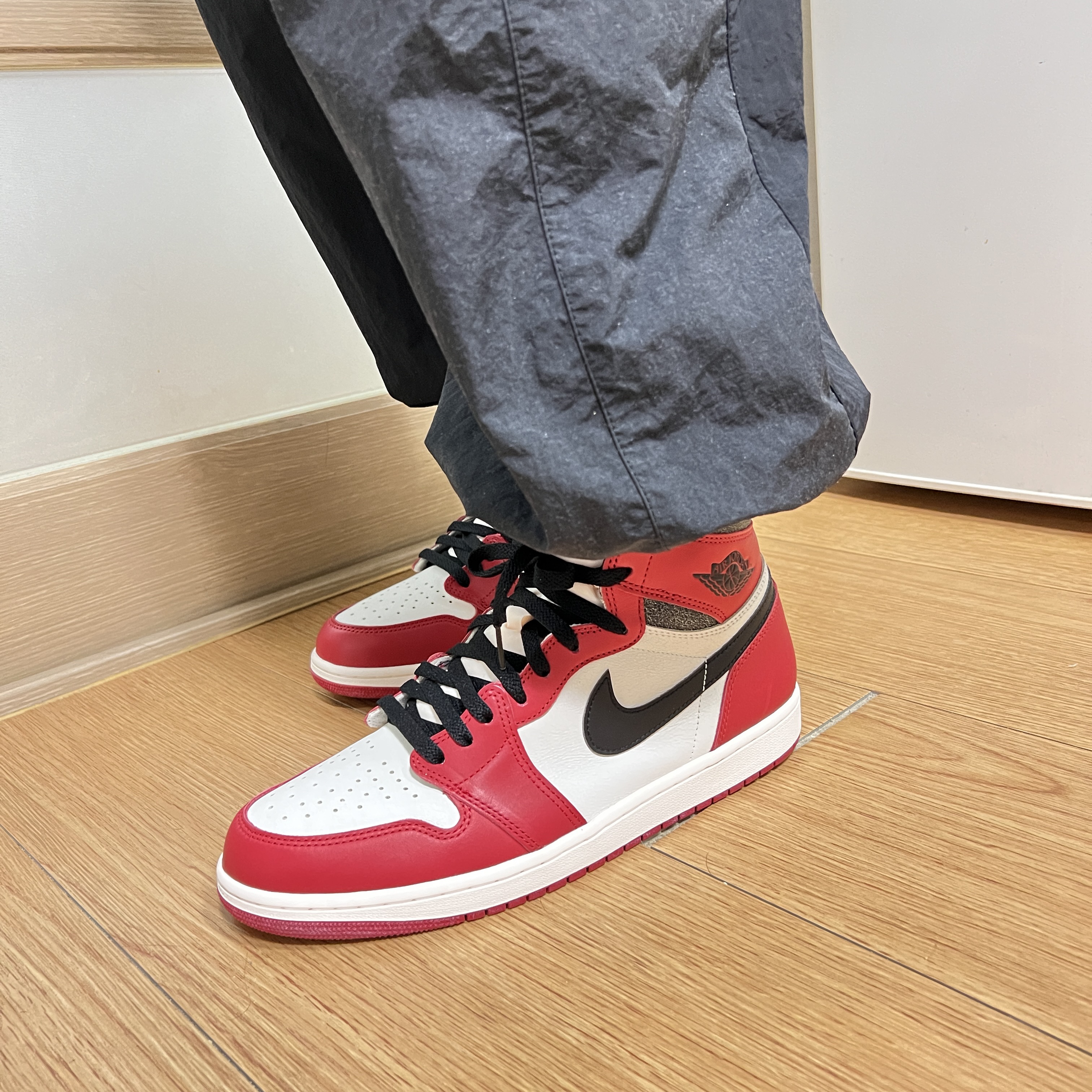 Jordan 1 Retro High OG Chicago 2022 착용 스타일 - 1