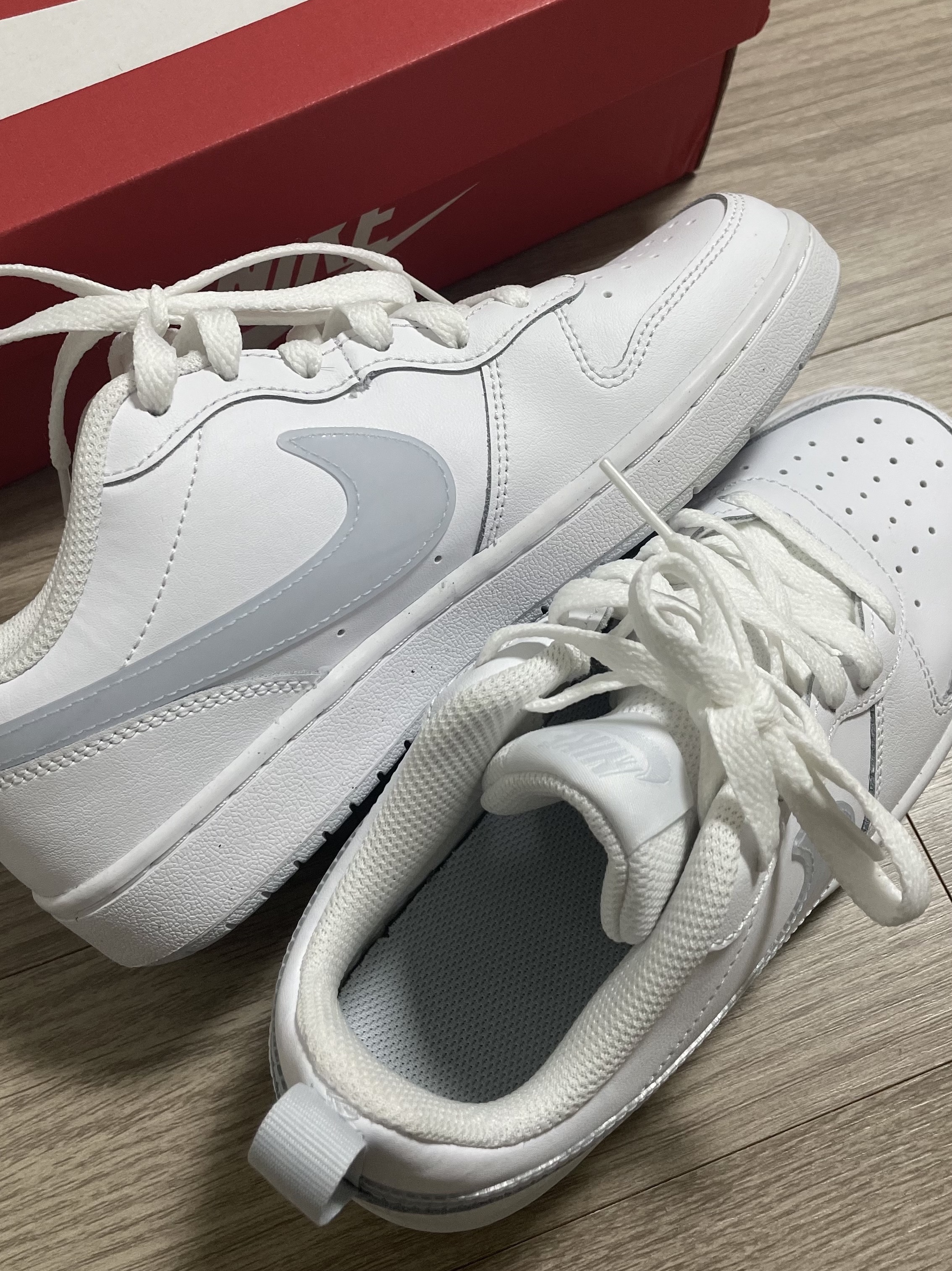 (GS) Nike Court Borough 2 White Aura 착용 스타일 - 1