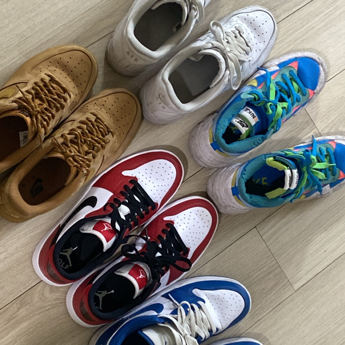 Jordan 1 Low Golf Chicago, (W) Jordan 1 Low White Dark Marina Blue 착용 스타일