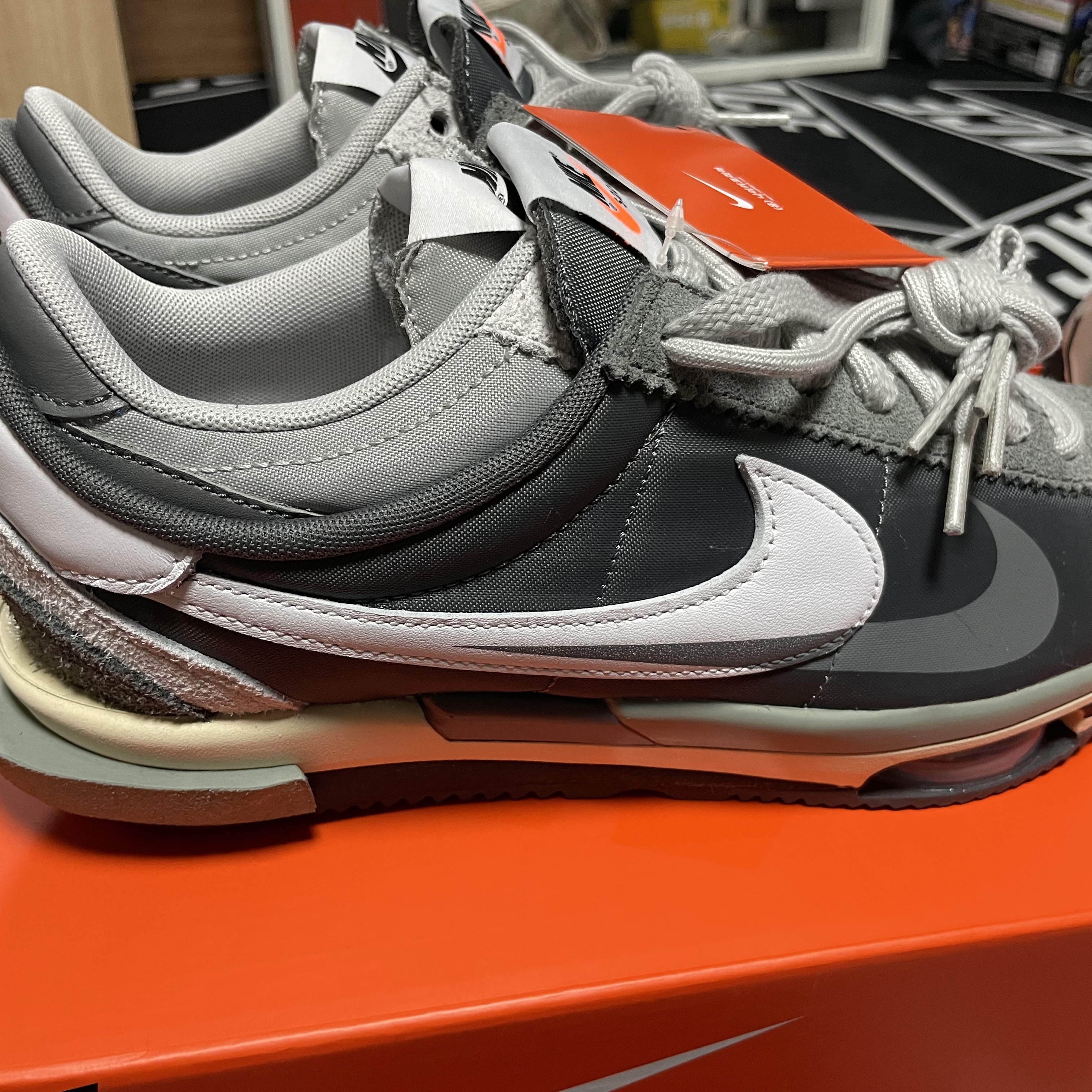 Nike x Sacai Zoom Cortez SP Iron Grey 착용 스타일 - 1