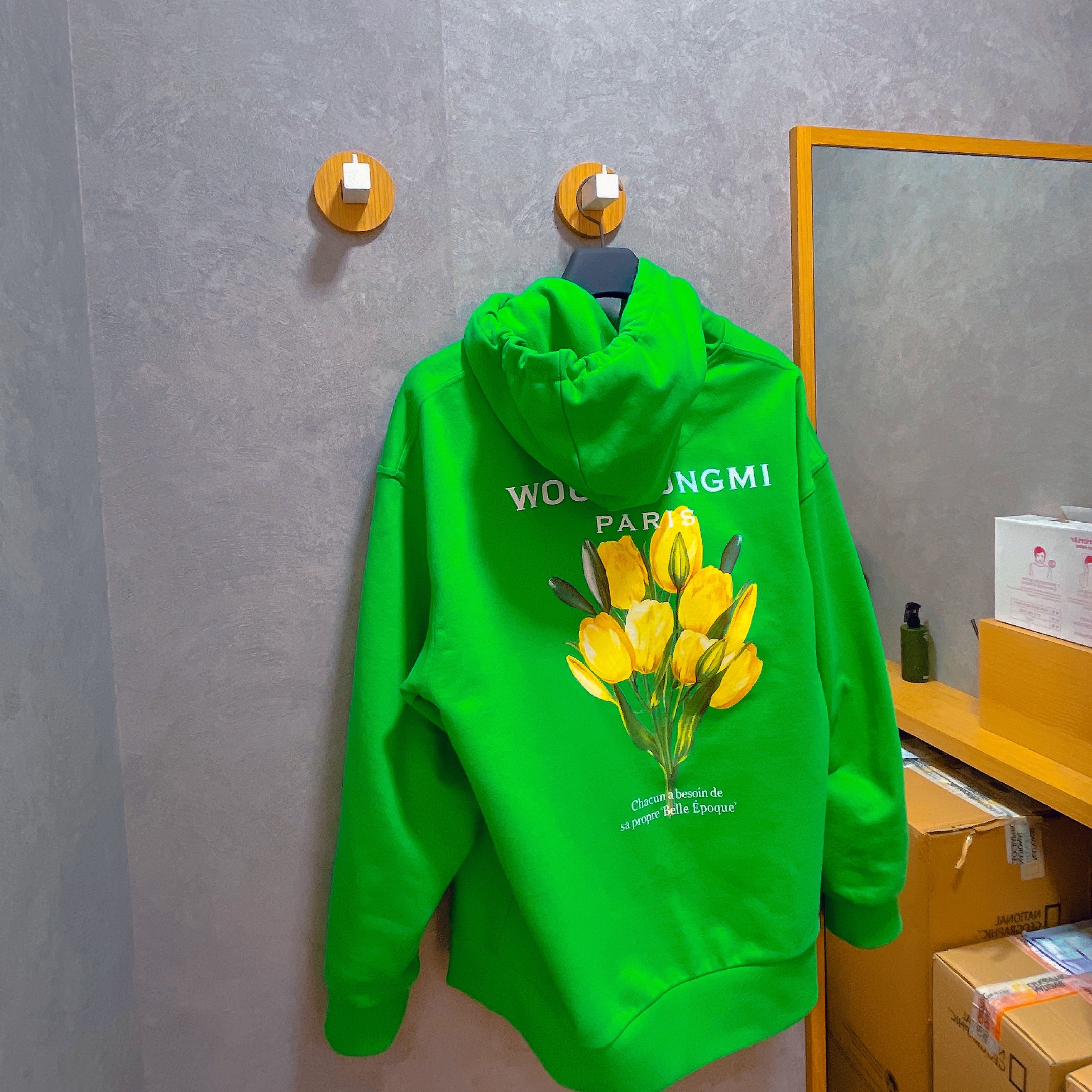 Wooyoungmi Flower Print Back Logo Hoodie Green - 22SS 착용 스타일 - 1