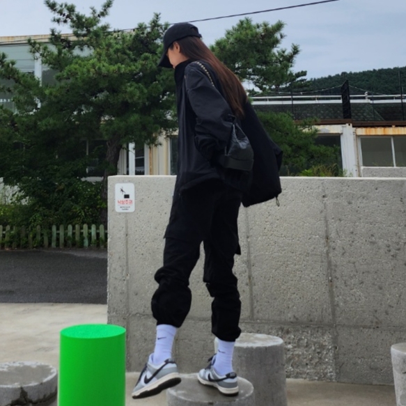 Chanel Small Gabrielle Backpack Aged Calfskin & Gold Silver Black, (W) Nike Dunk Low Light Smoke Grey 착용 스타일